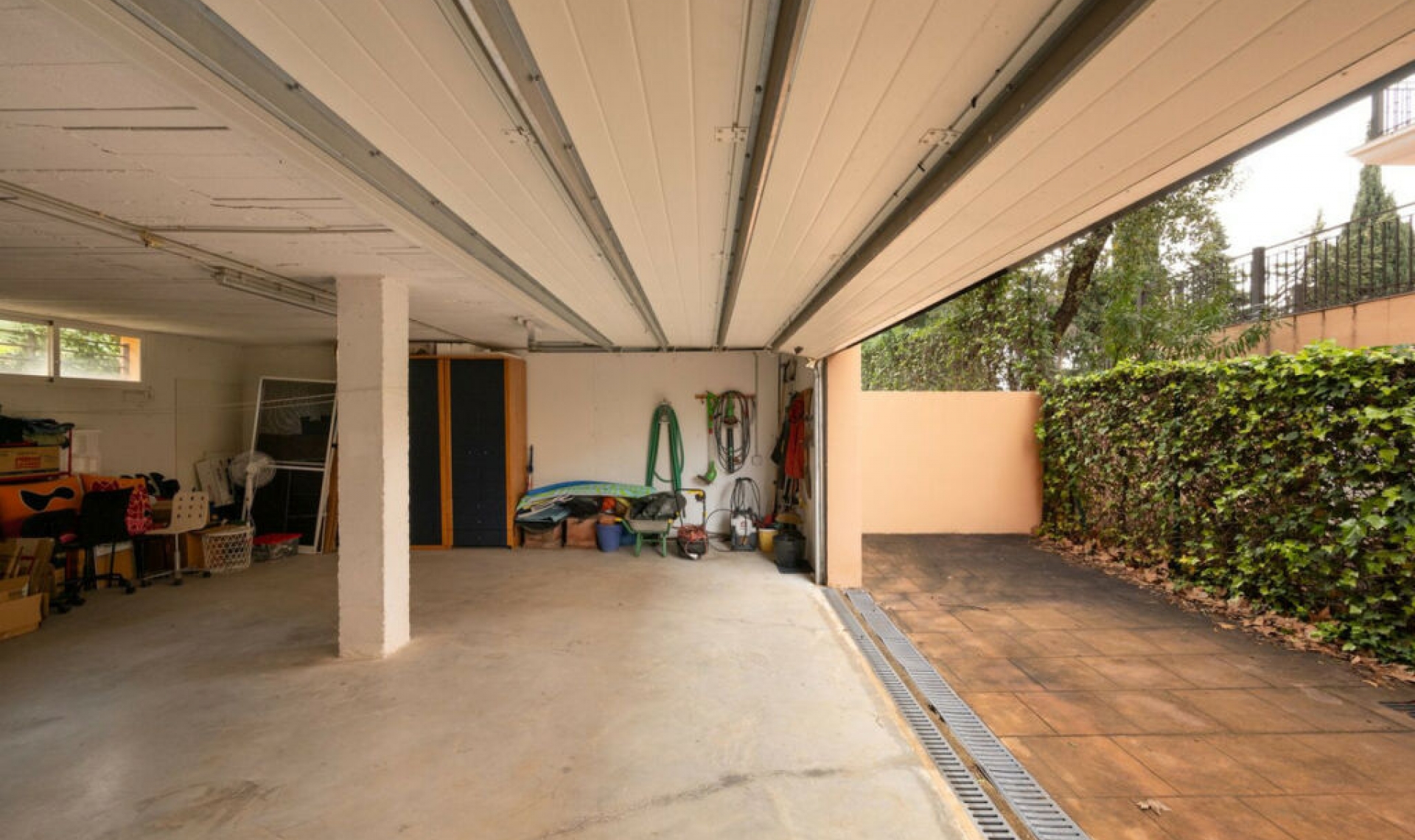 Resale - House -
Elviria