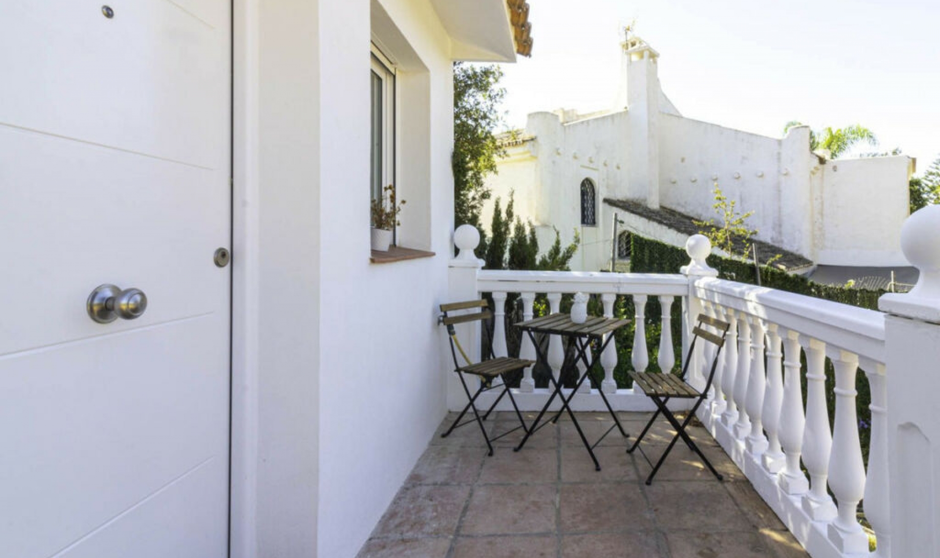Resale - House -
Elviria