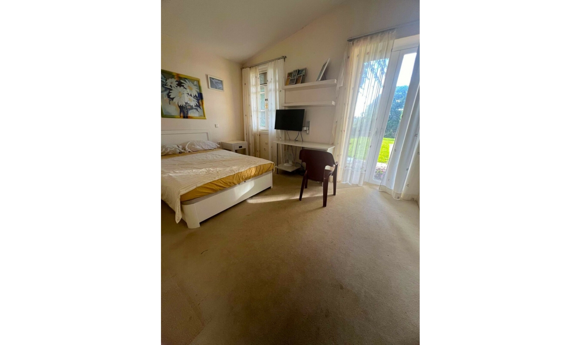 Resale - House -
Elviria