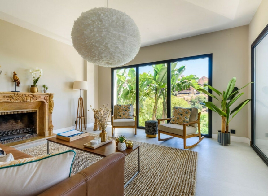 Resale - House -
Elviria