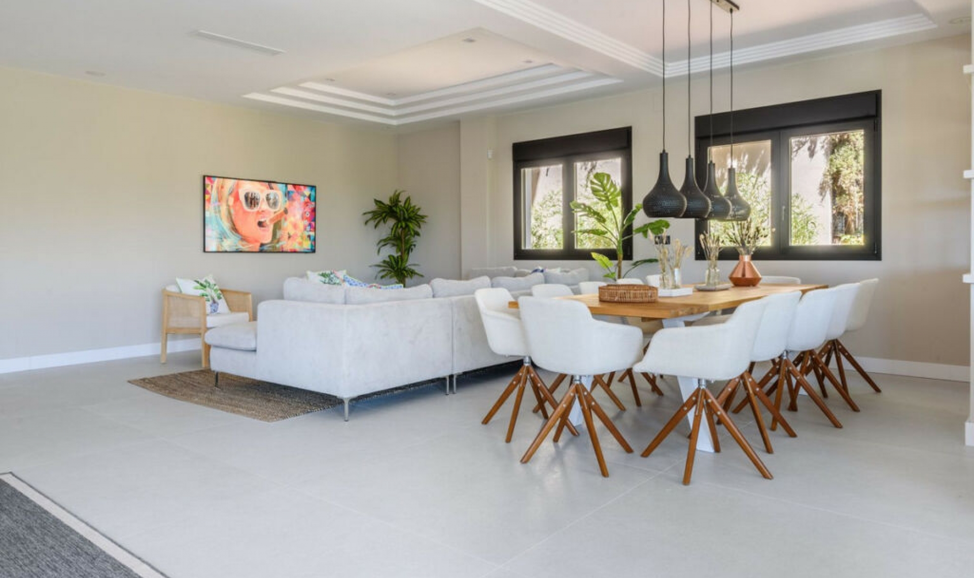 Resale - House -
Elviria