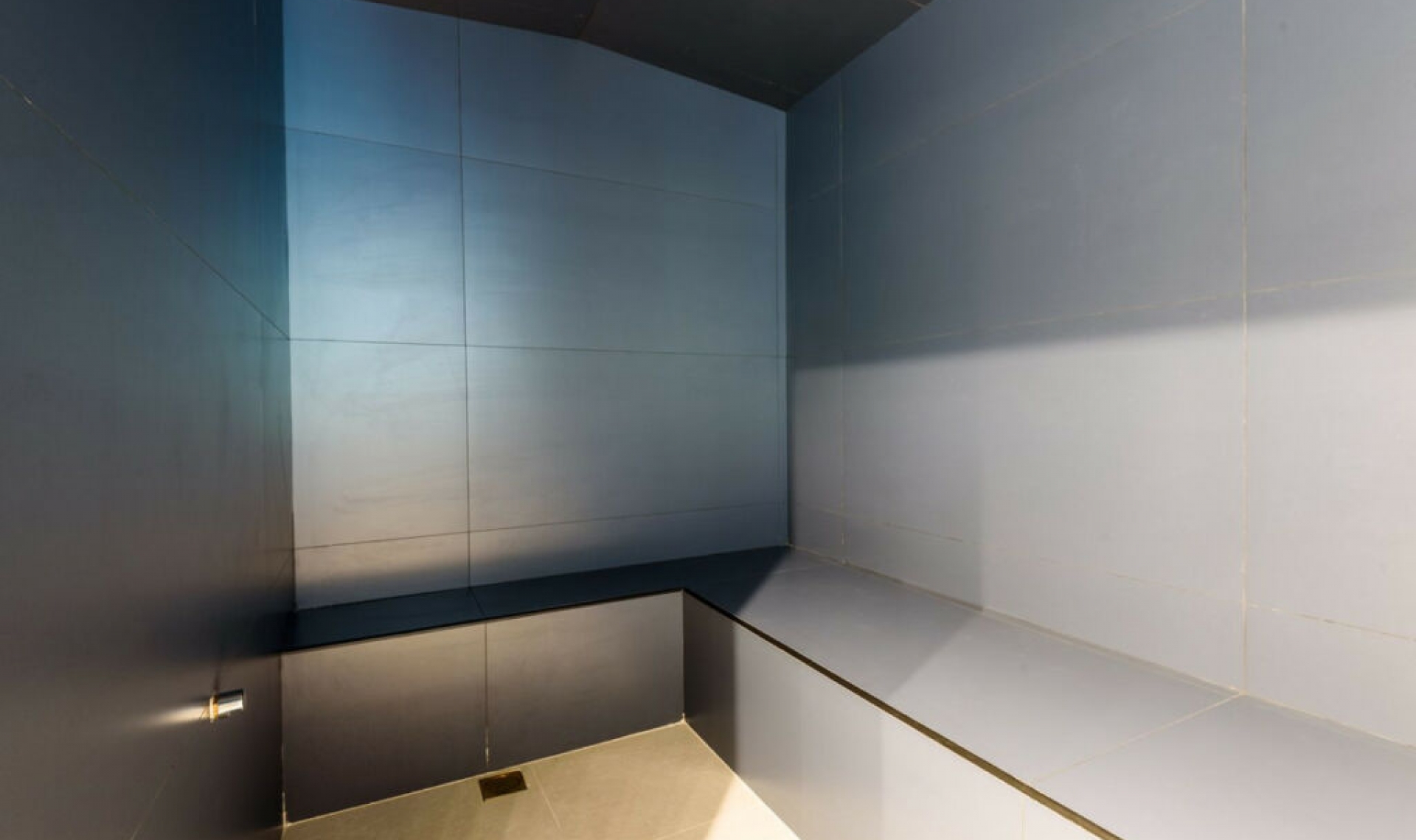 Resale - House -
Elviria