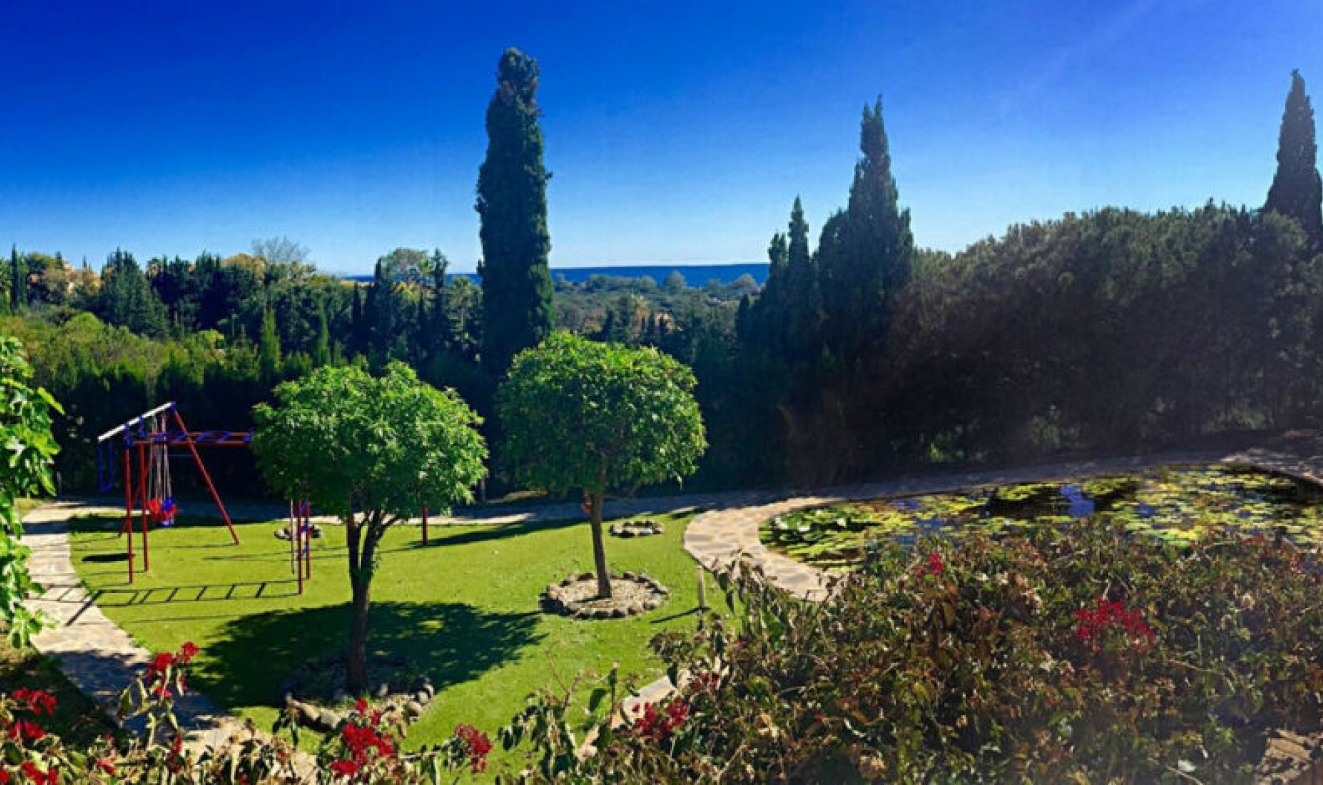 Resale - House -
Elviria