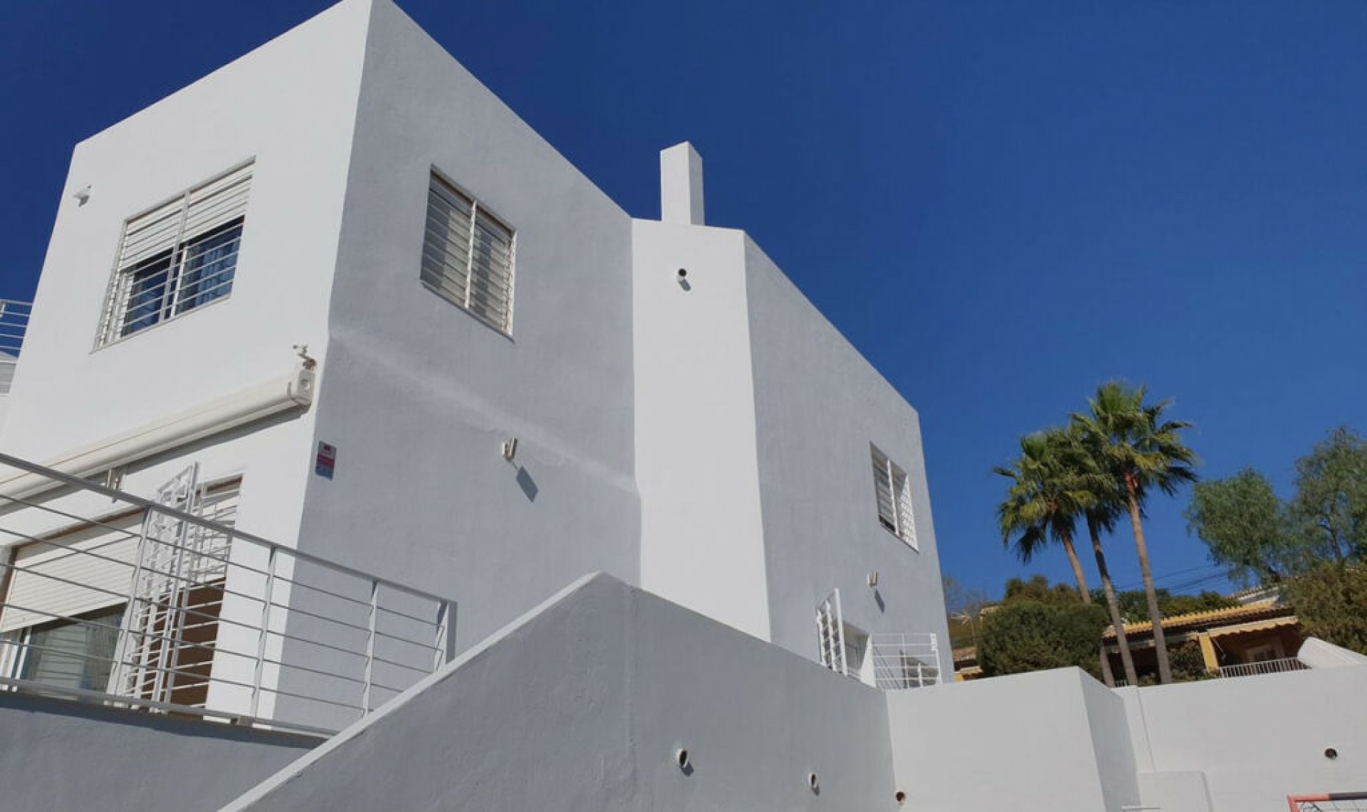 Resale - House -
Elviria
