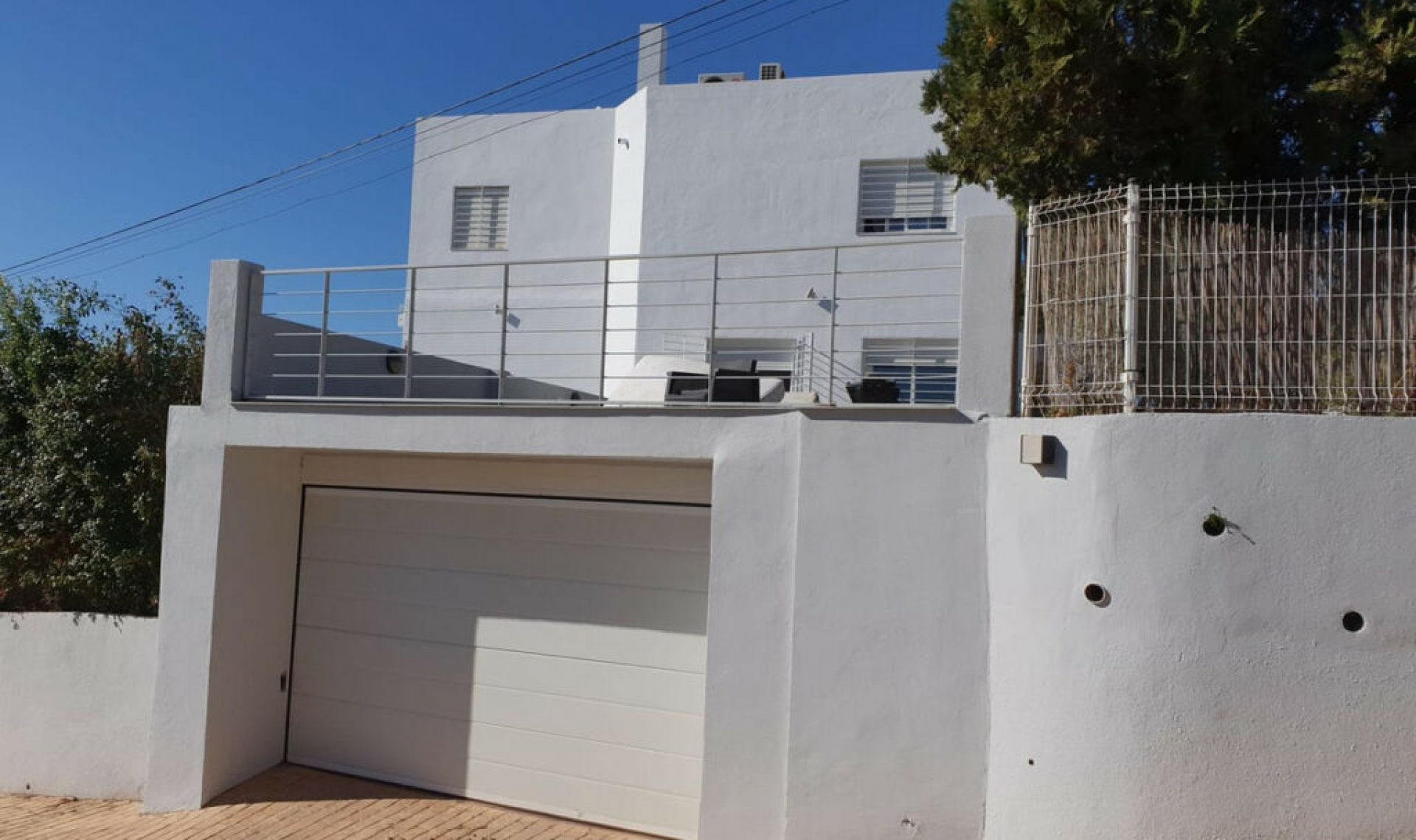 Resale - House -
Elviria