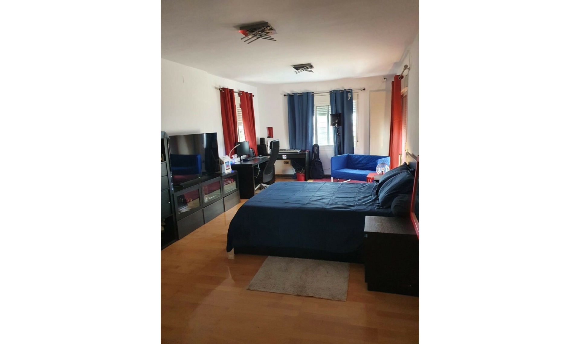 Resale - House -
Elviria