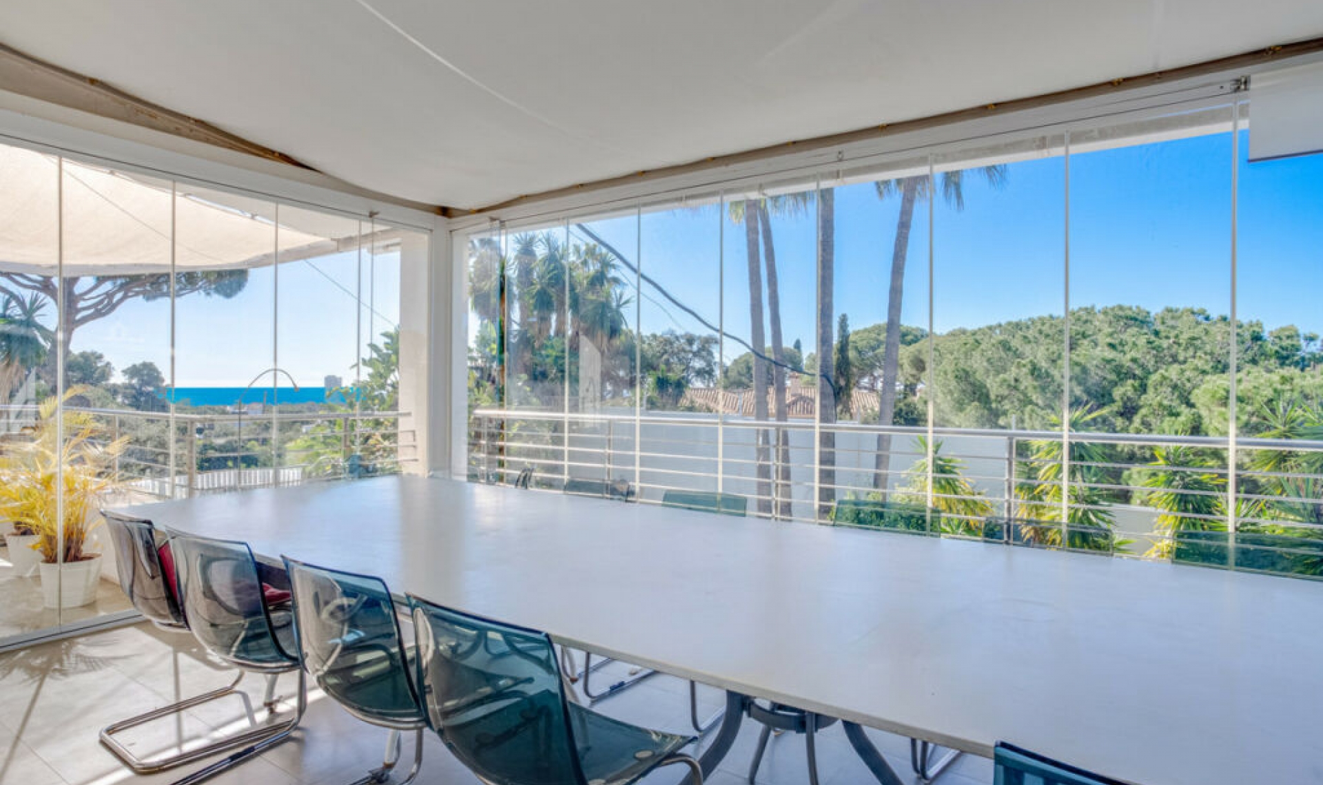 Resale - House -
Elviria