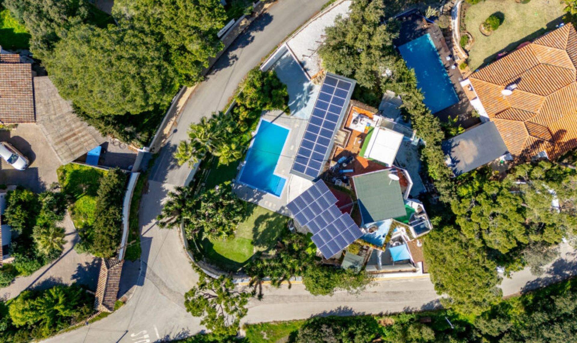 Resale - House -
Elviria