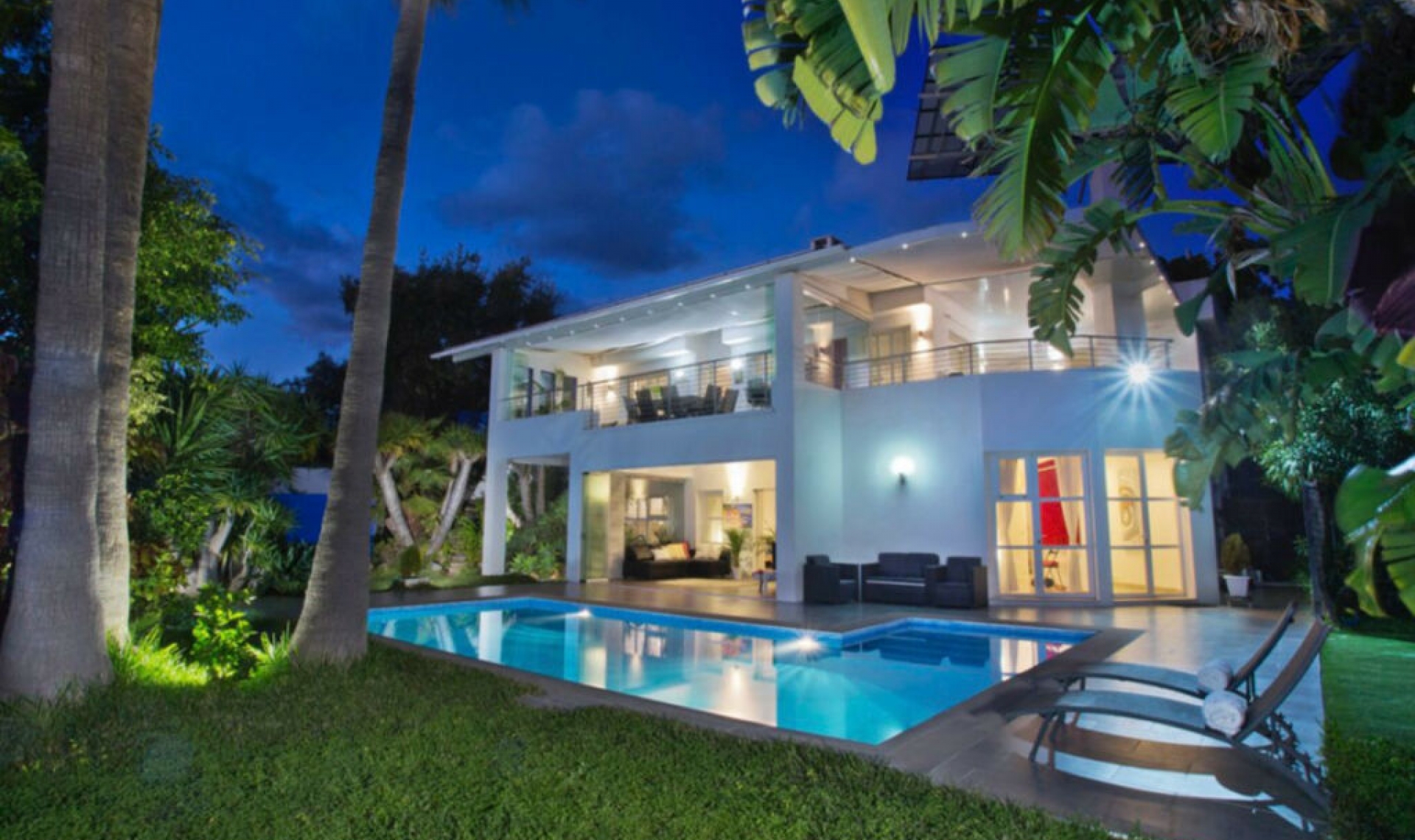 Resale - House -
Elviria