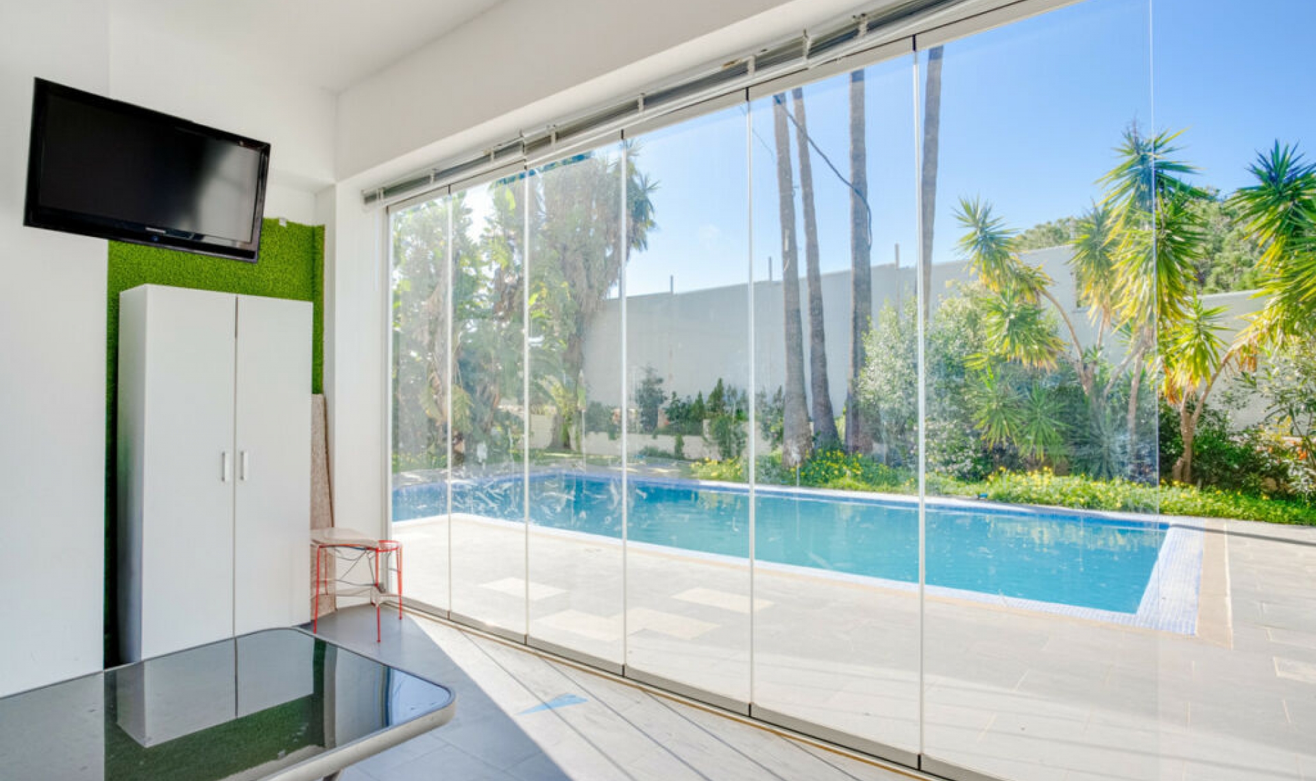 Resale - House -
Elviria