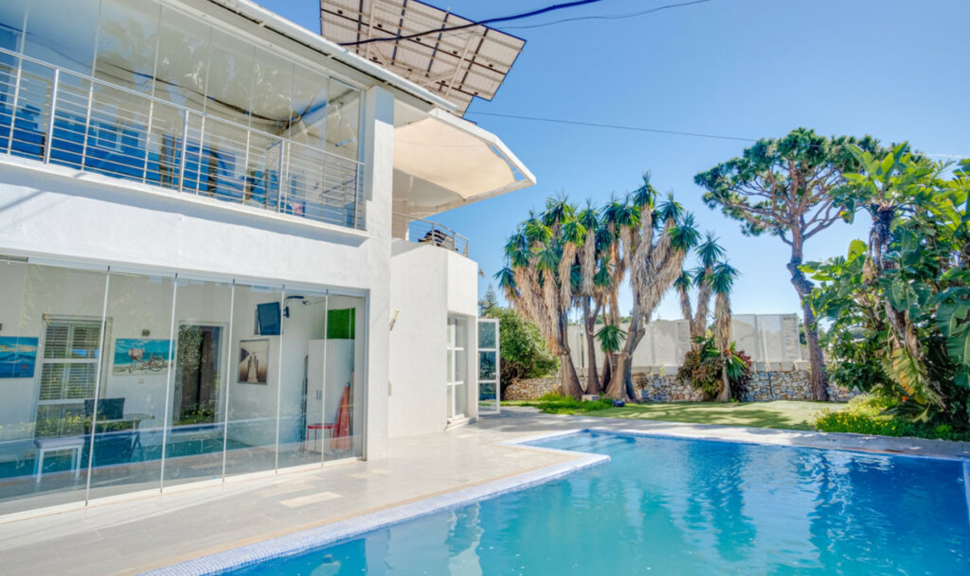 Resale - House -
Elviria