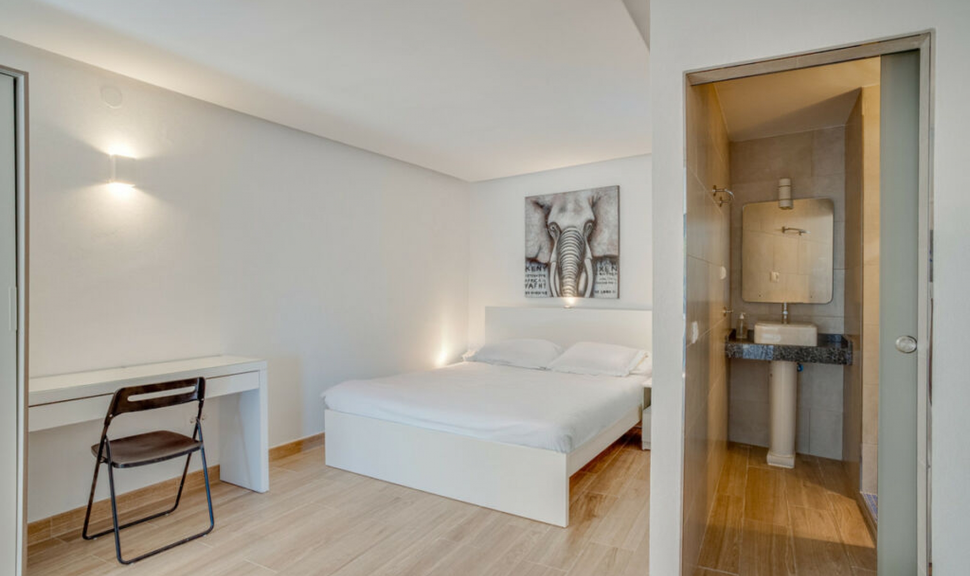 Resale - House -
Elviria