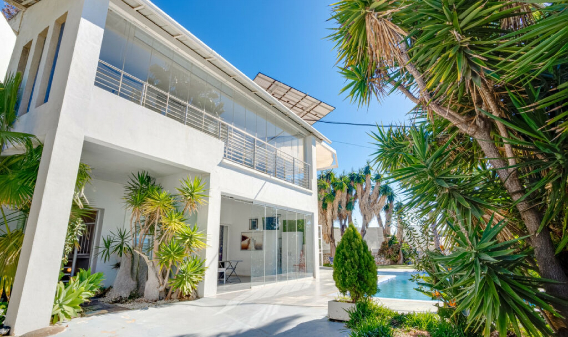 Resale - House -
Elviria