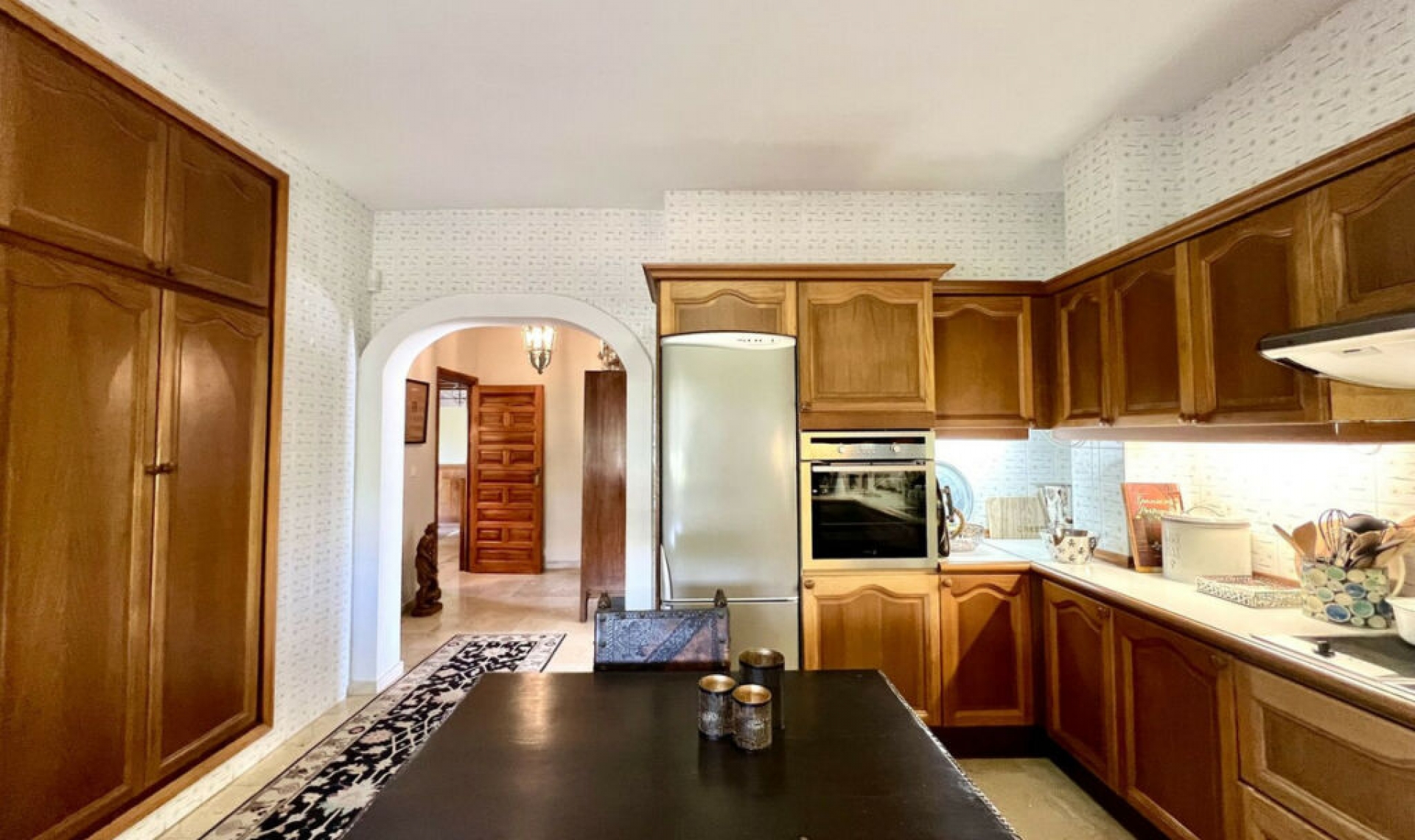 Resale - House -
Elviria