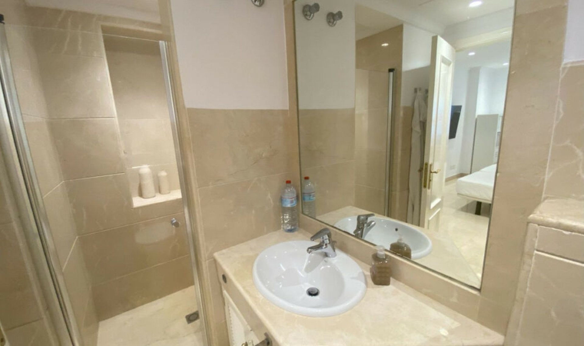 Resale - House -
Elviria