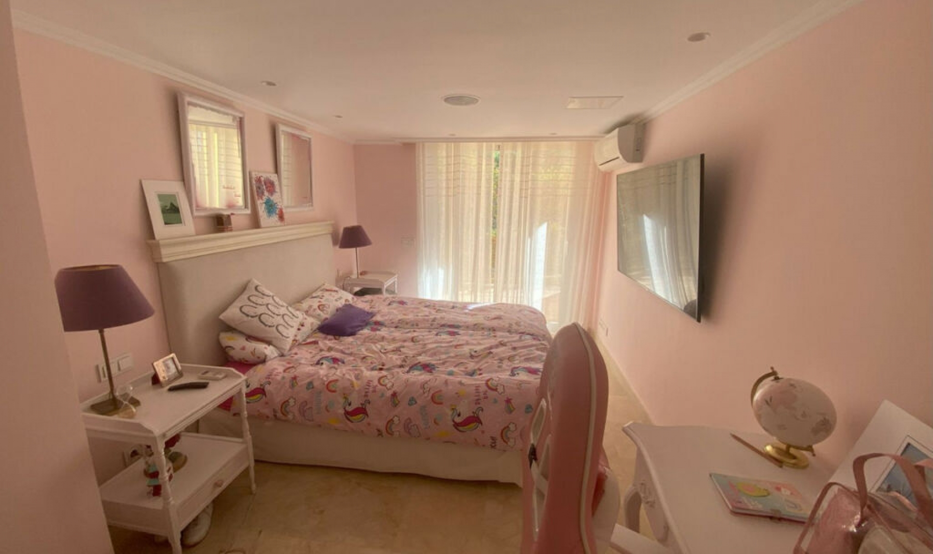 Resale - House -
Elviria