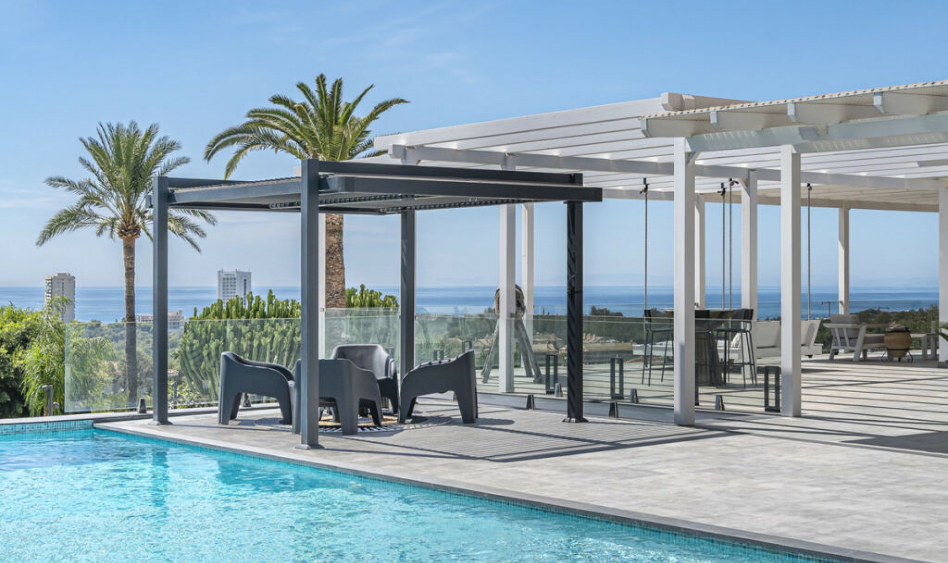 Resale - House -
Elviria