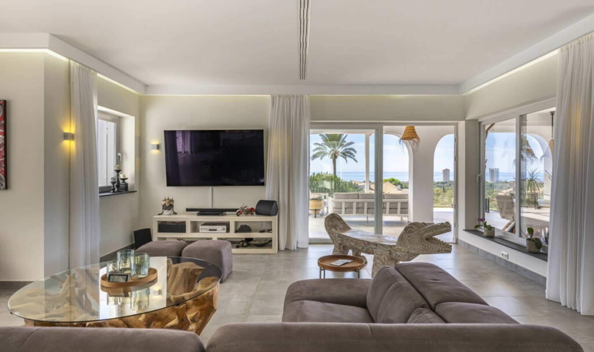 Resale - House -
Elviria