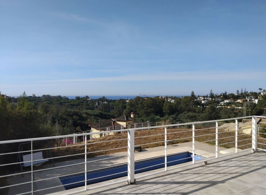 Resale - House -
Elviria