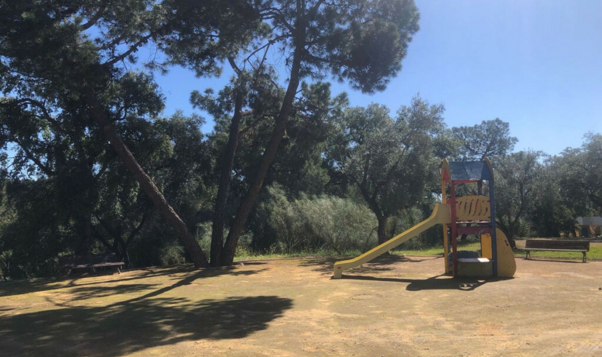 Resale - House -
Elviria