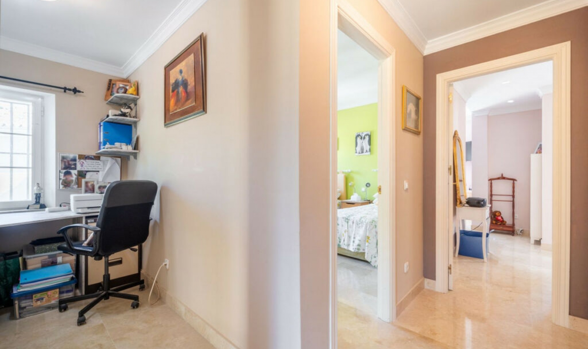 Resale - House -
Elviria