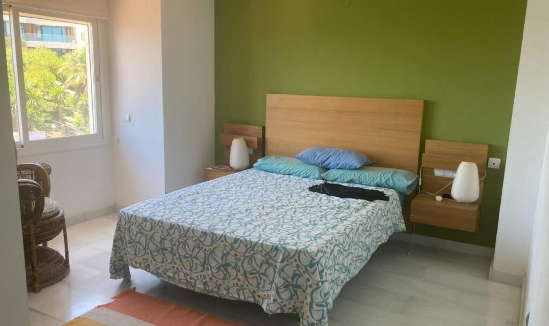 Resale - House -
Estepona