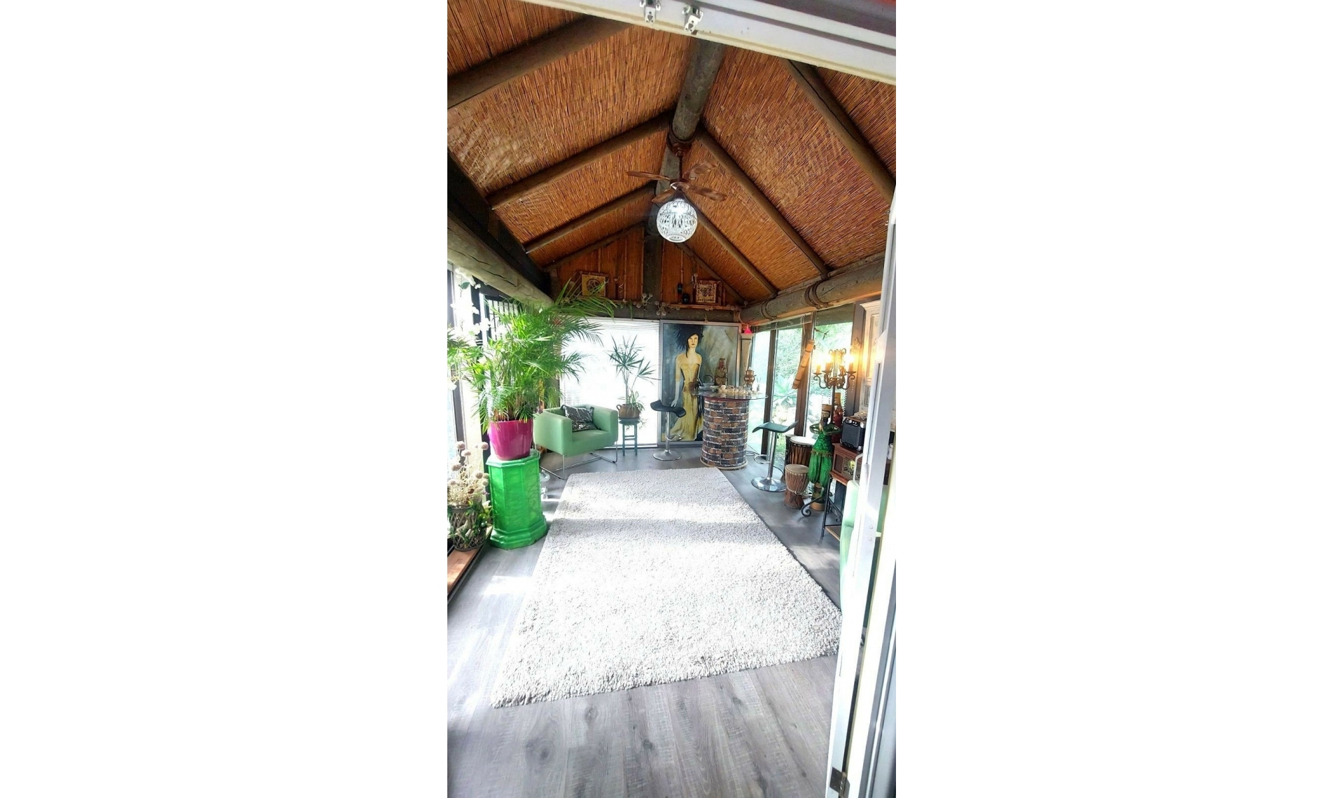 Resale - House -
Estepona