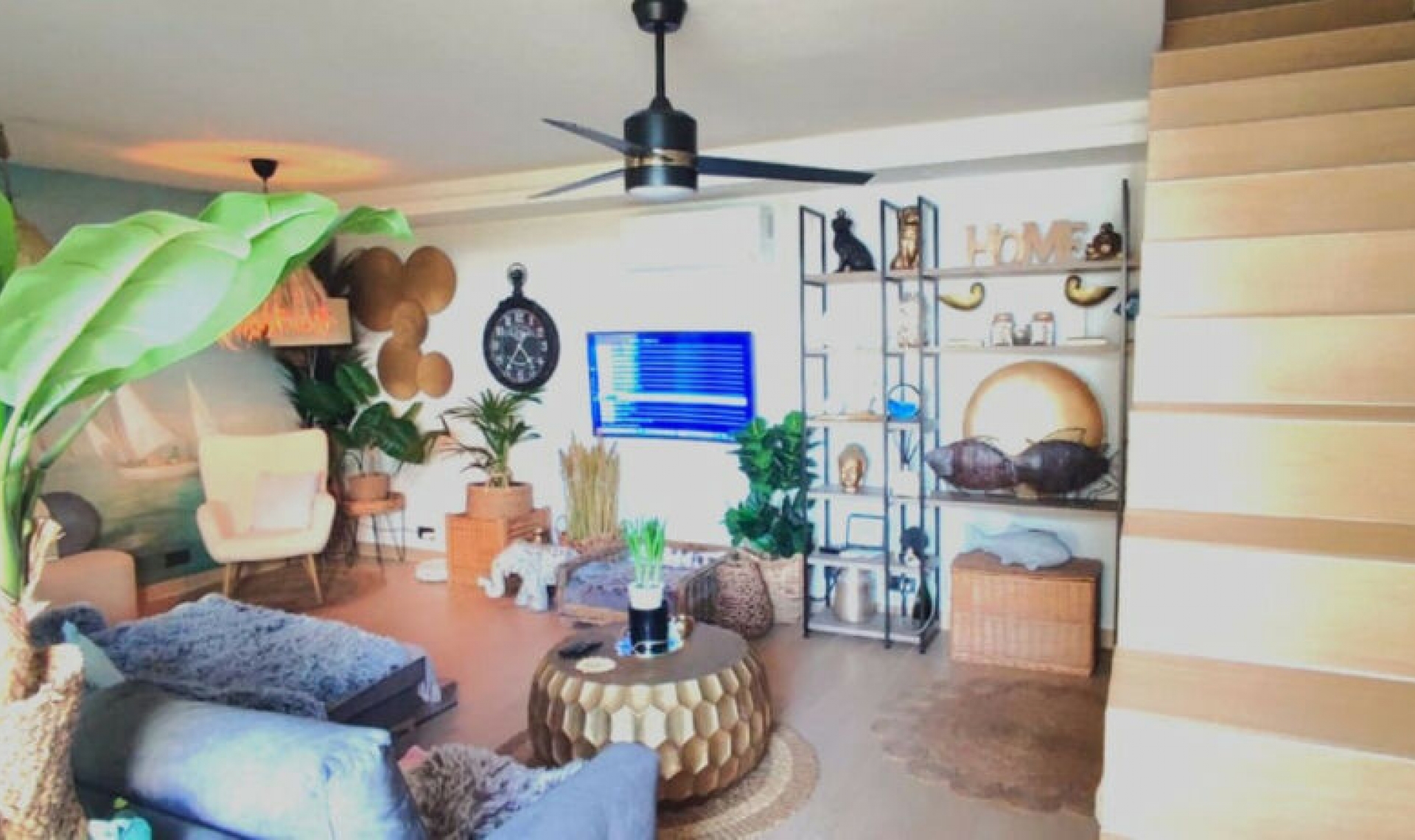 Resale - House -
Estepona