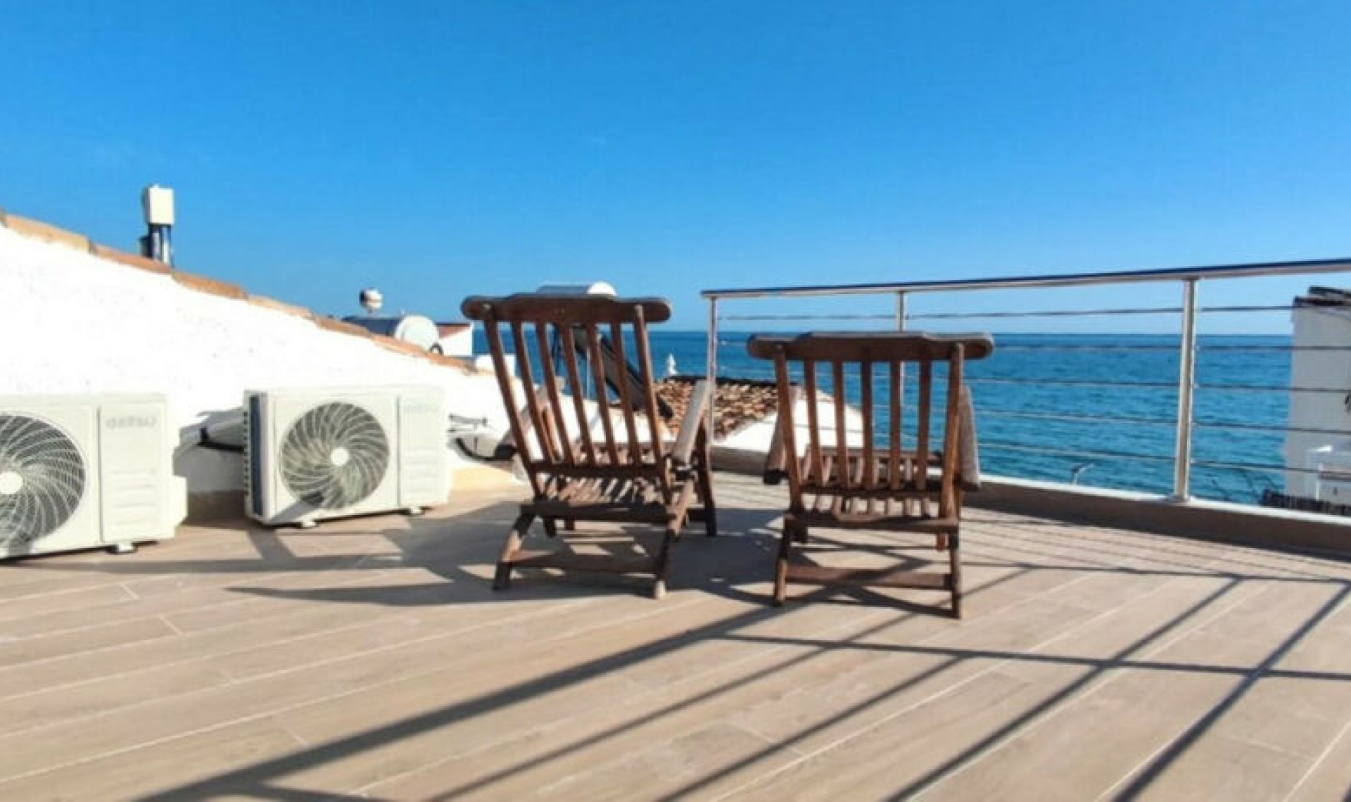 Resale - House -
Estepona