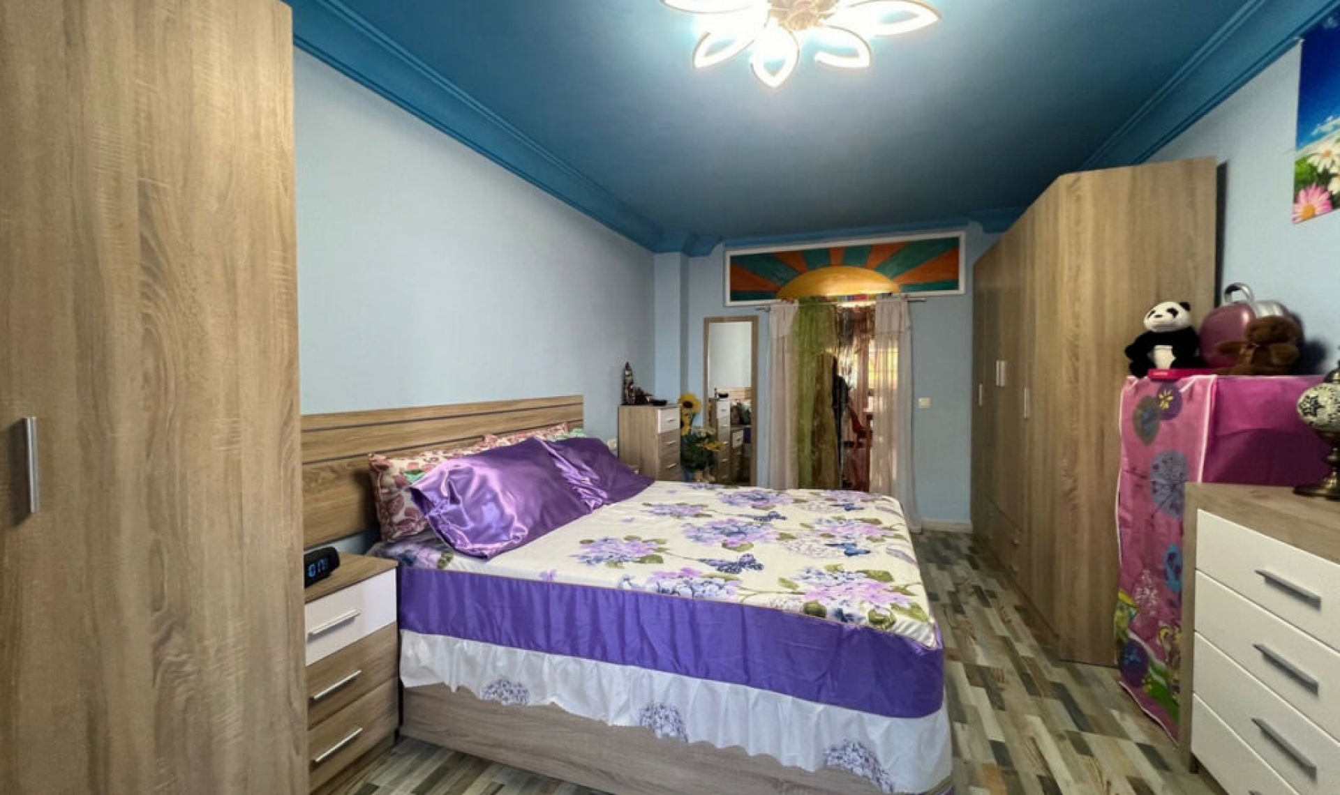 Resale - House -
Estepona