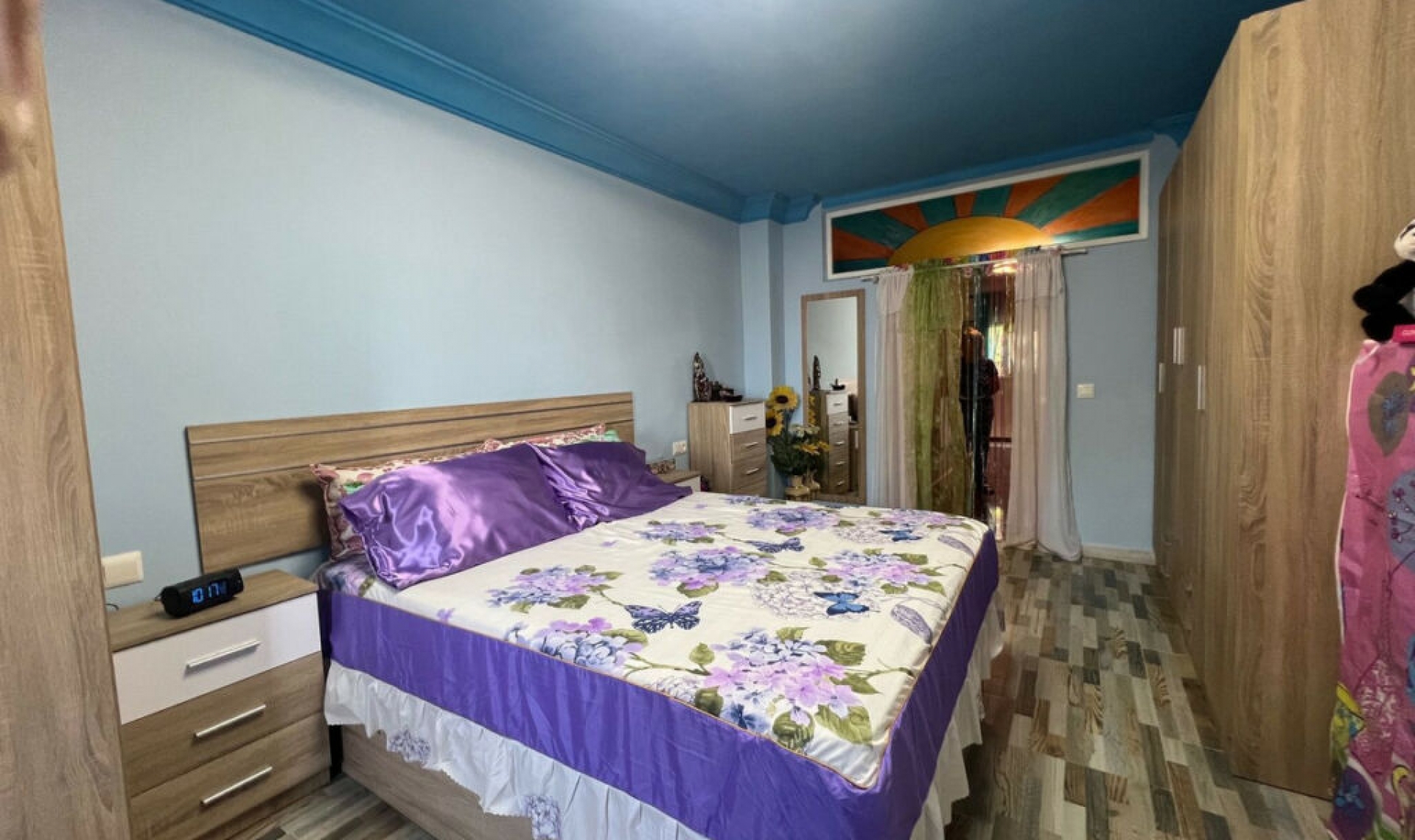 Resale - House -
Estepona