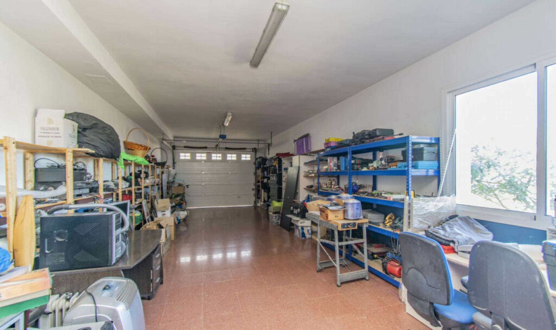 Resale - House -
Estepona