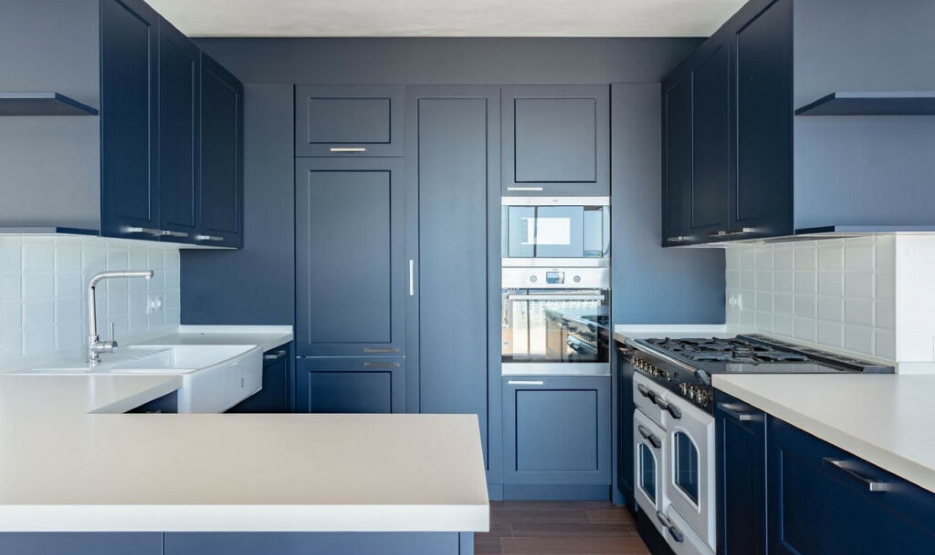 Resale - House -
Estepona