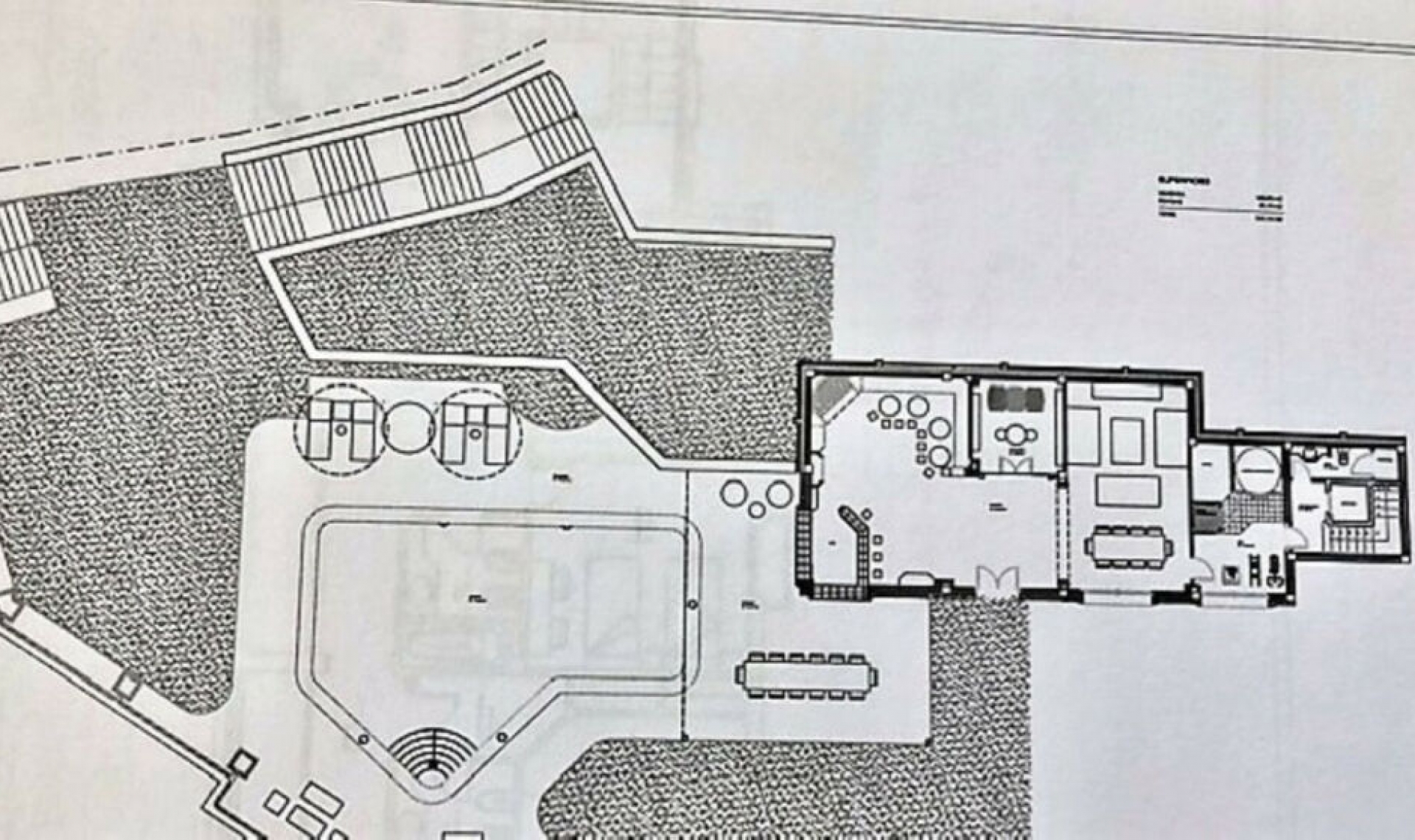 Resale - House -
Estepona