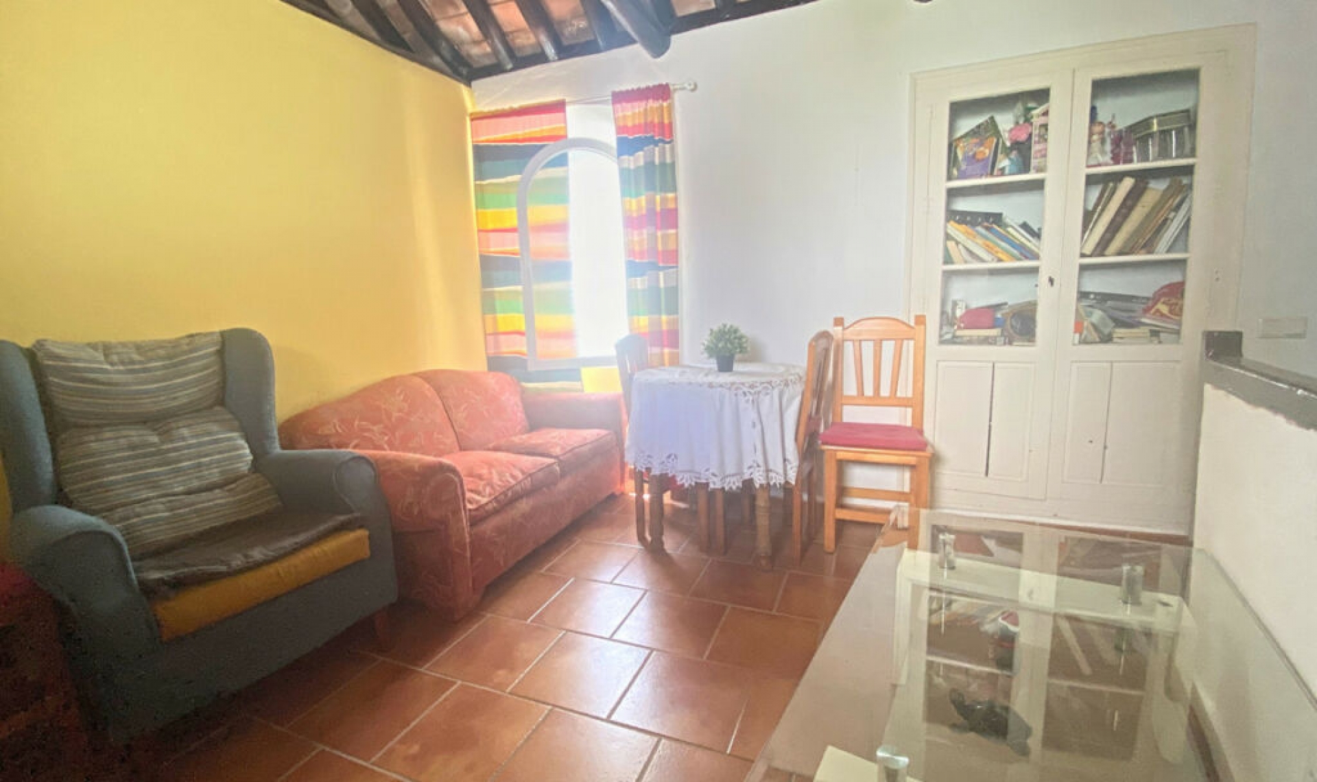 Resale - House -
Estepona