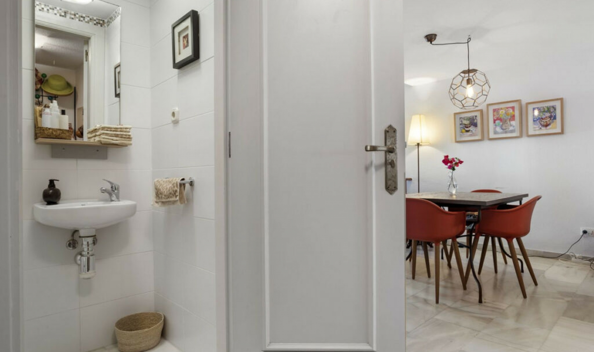 Resale - House -
Estepona