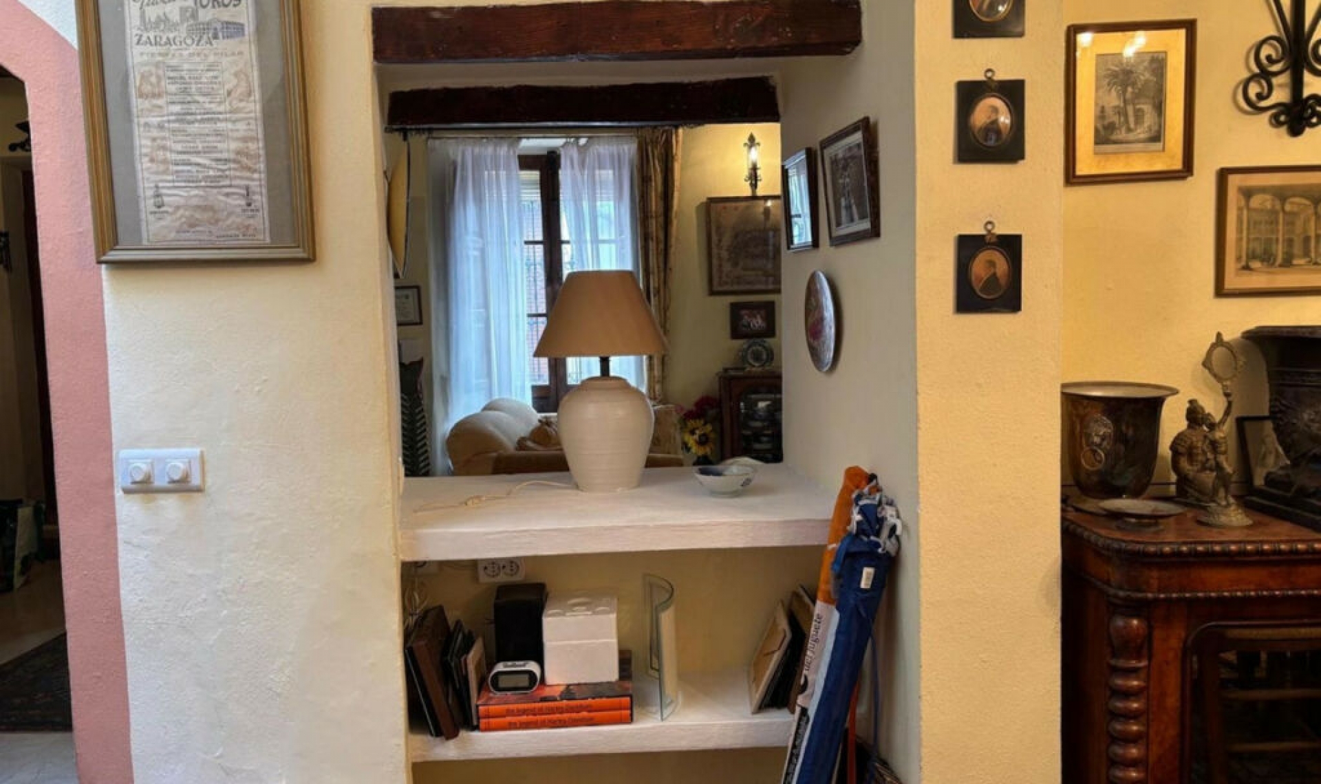 Resale - House -
Estepona