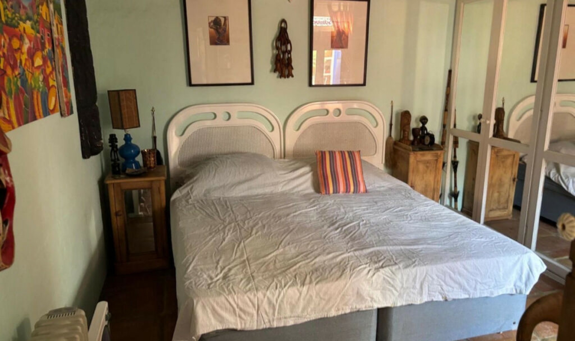 Resale - House -
Estepona
