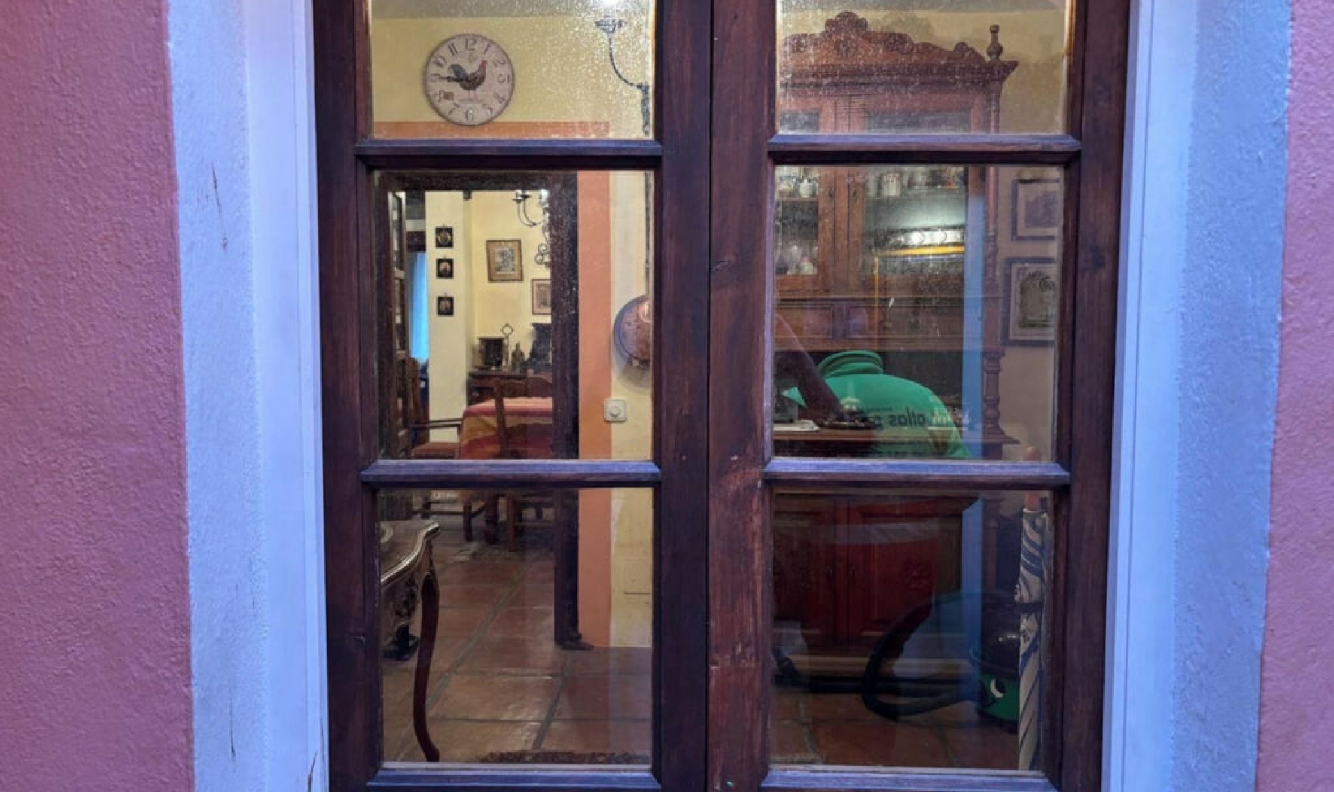 Resale - House -
Estepona