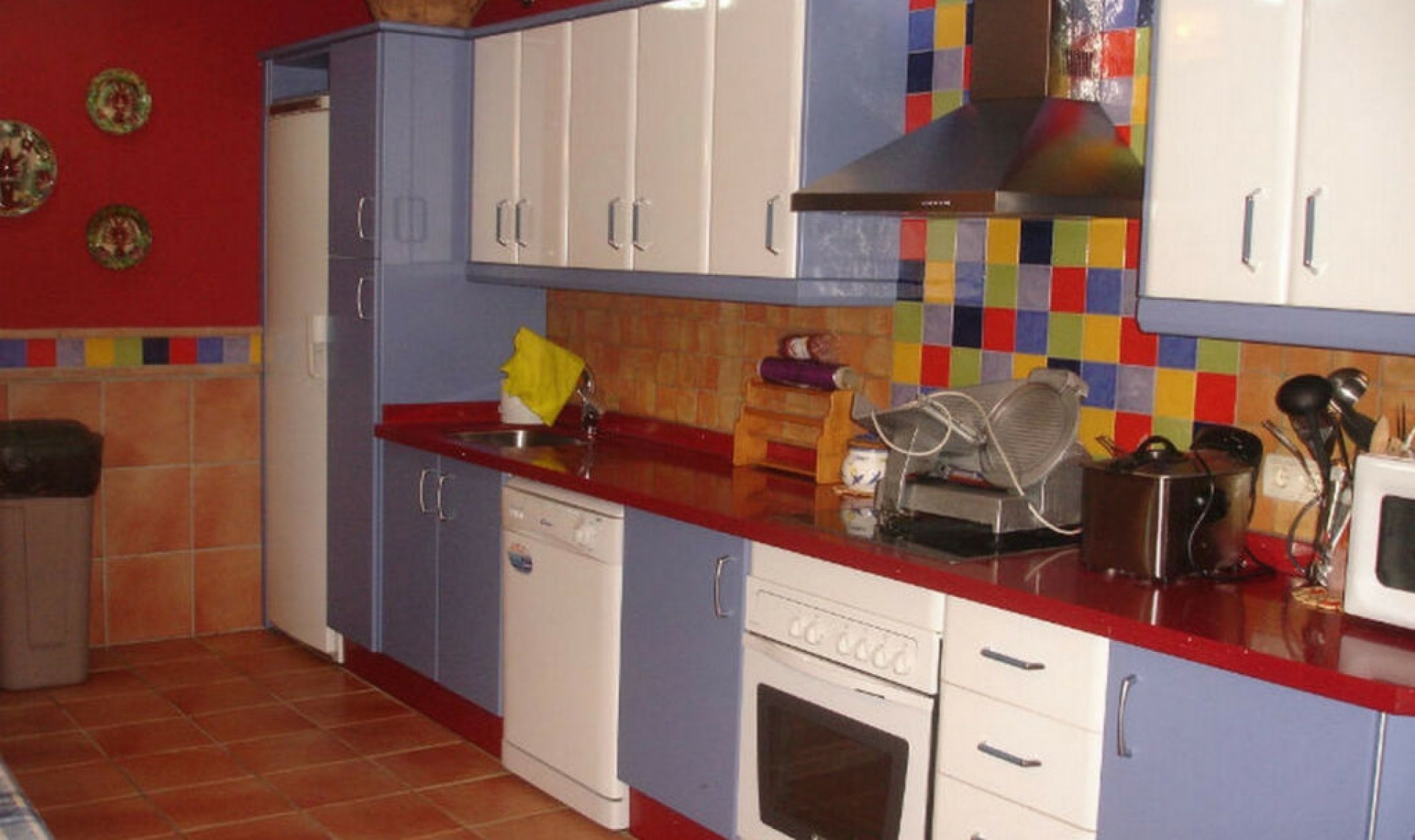 Resale - House -
Estepona