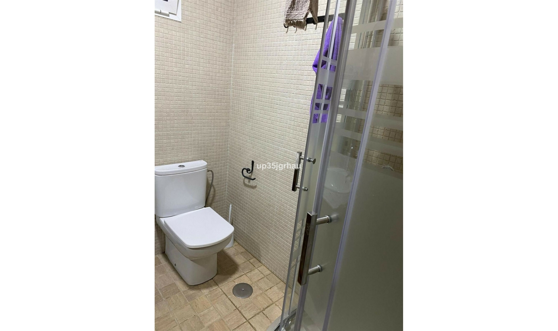 Resale - House -
Estepona