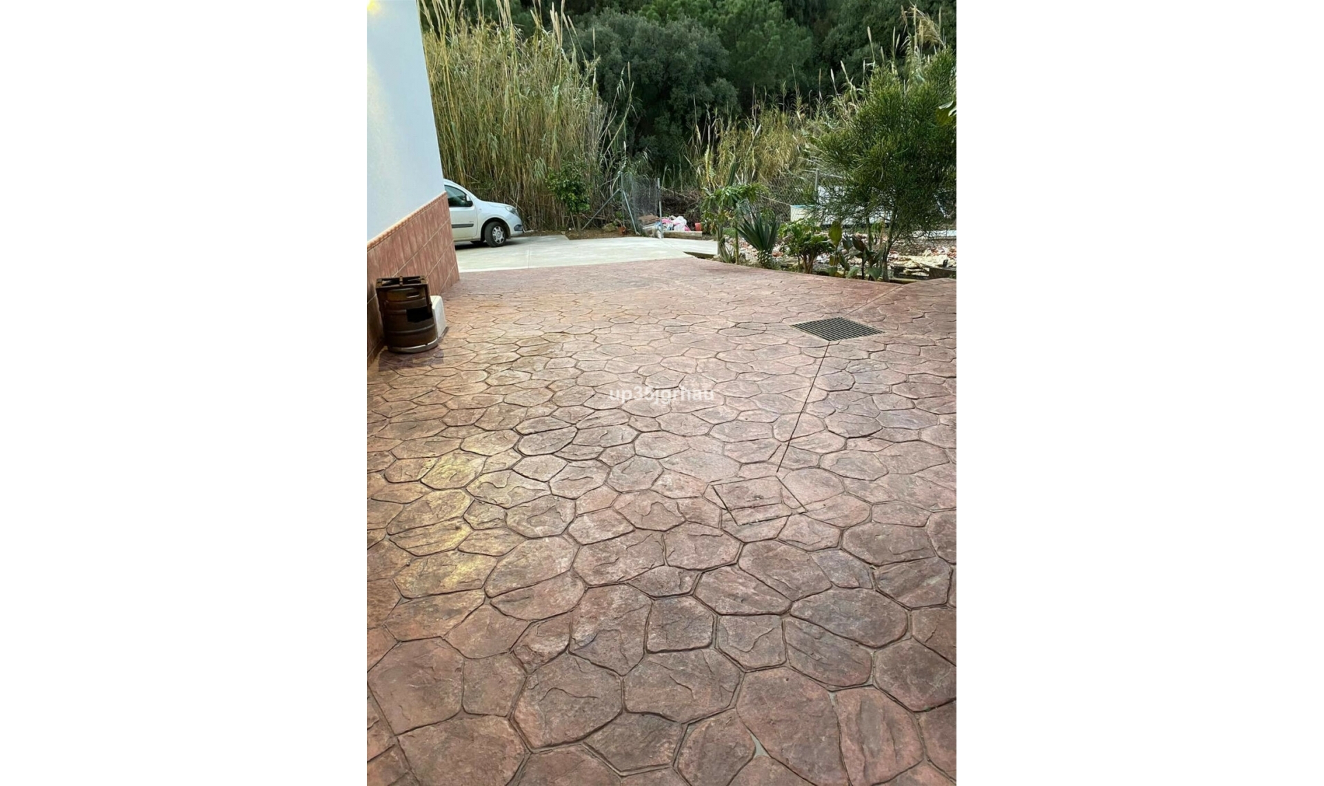 Resale - House -
Estepona