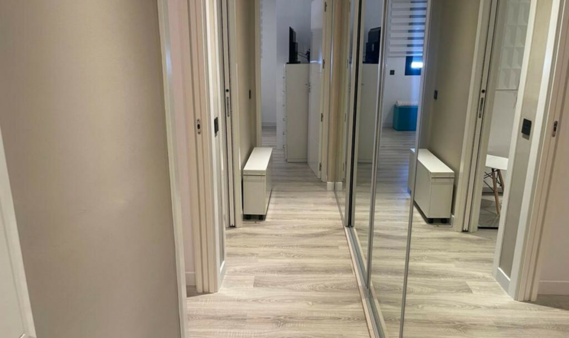 Resale - House -
Estepona