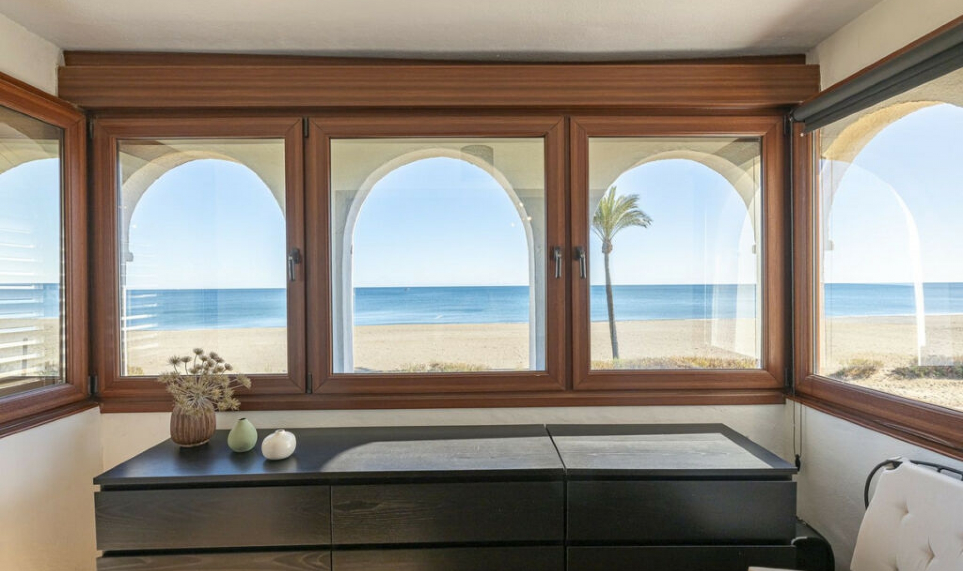 Resale - House -
Estepona