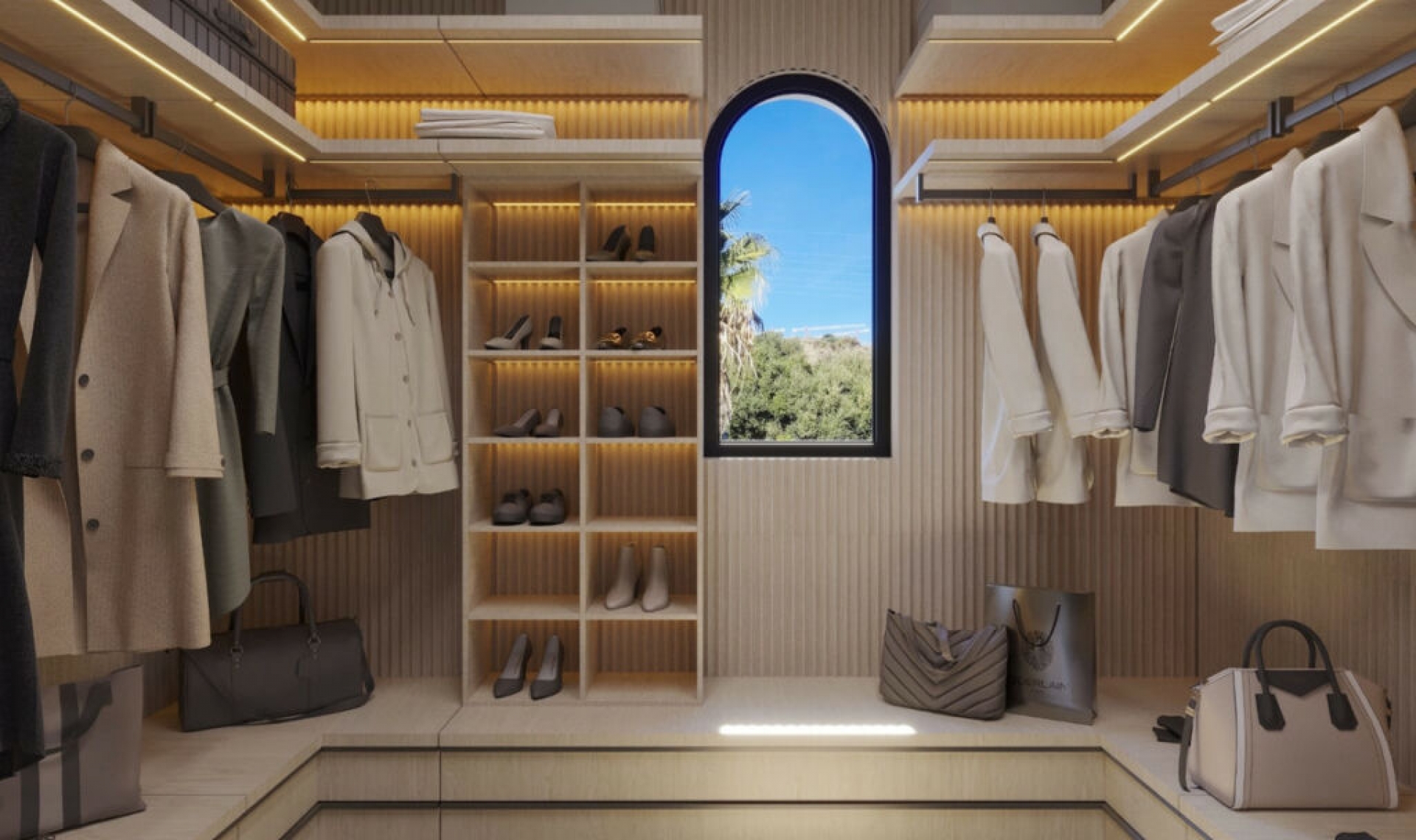 Resale - House -
Estepona