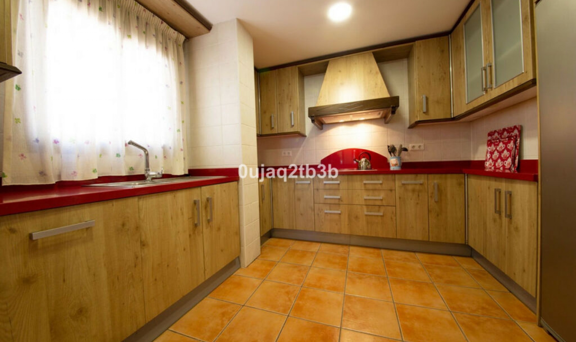 Resale - House -
Estepona