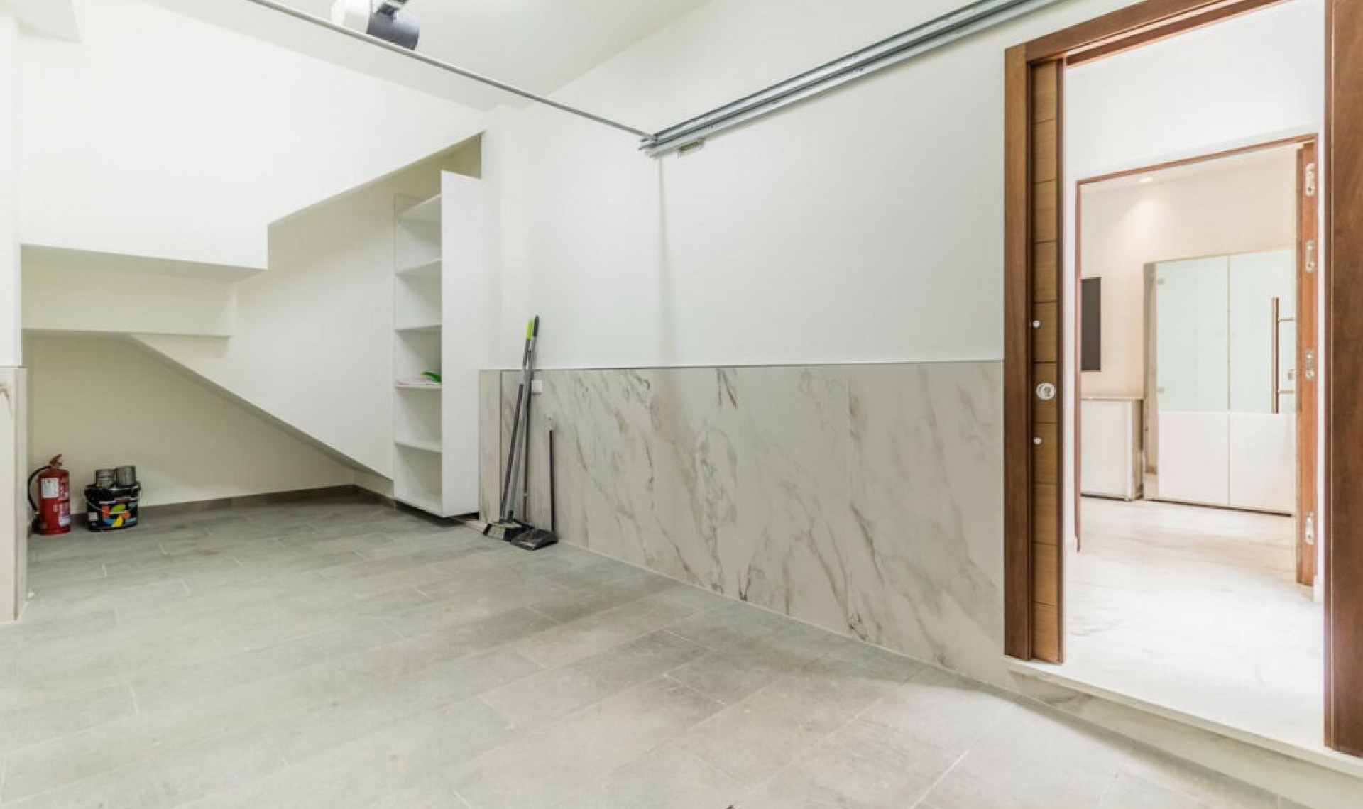 Resale - House -
Estepona