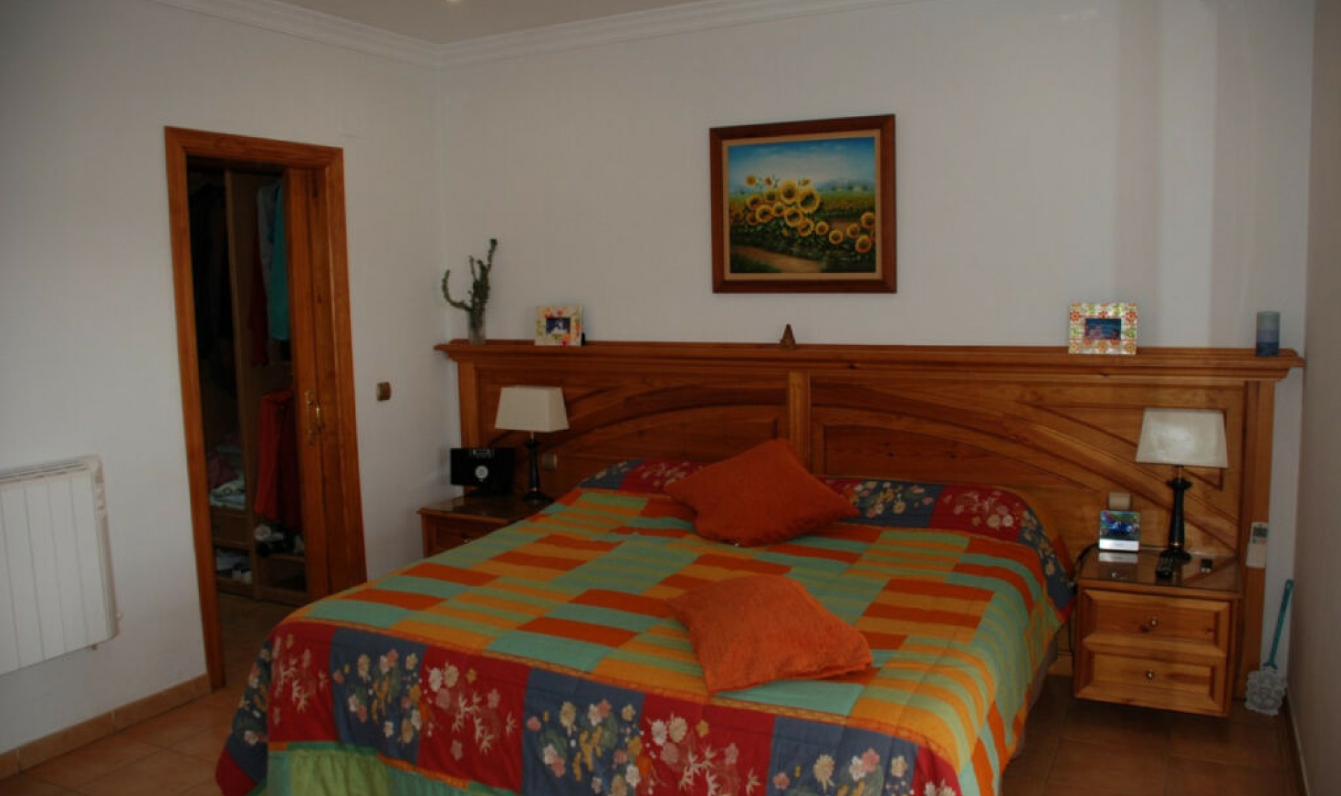 Resale - House -
Estepona