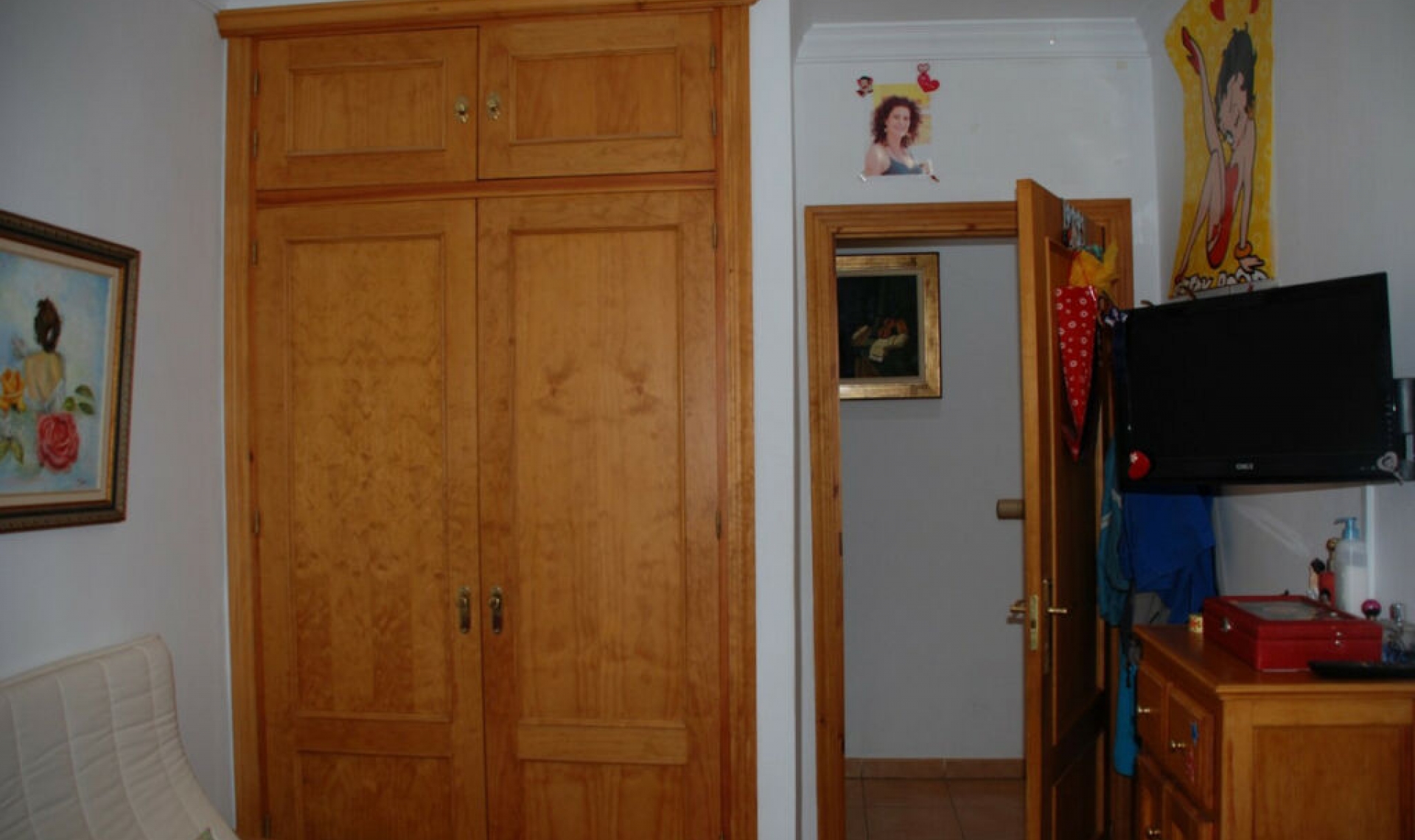 Resale - House -
Estepona