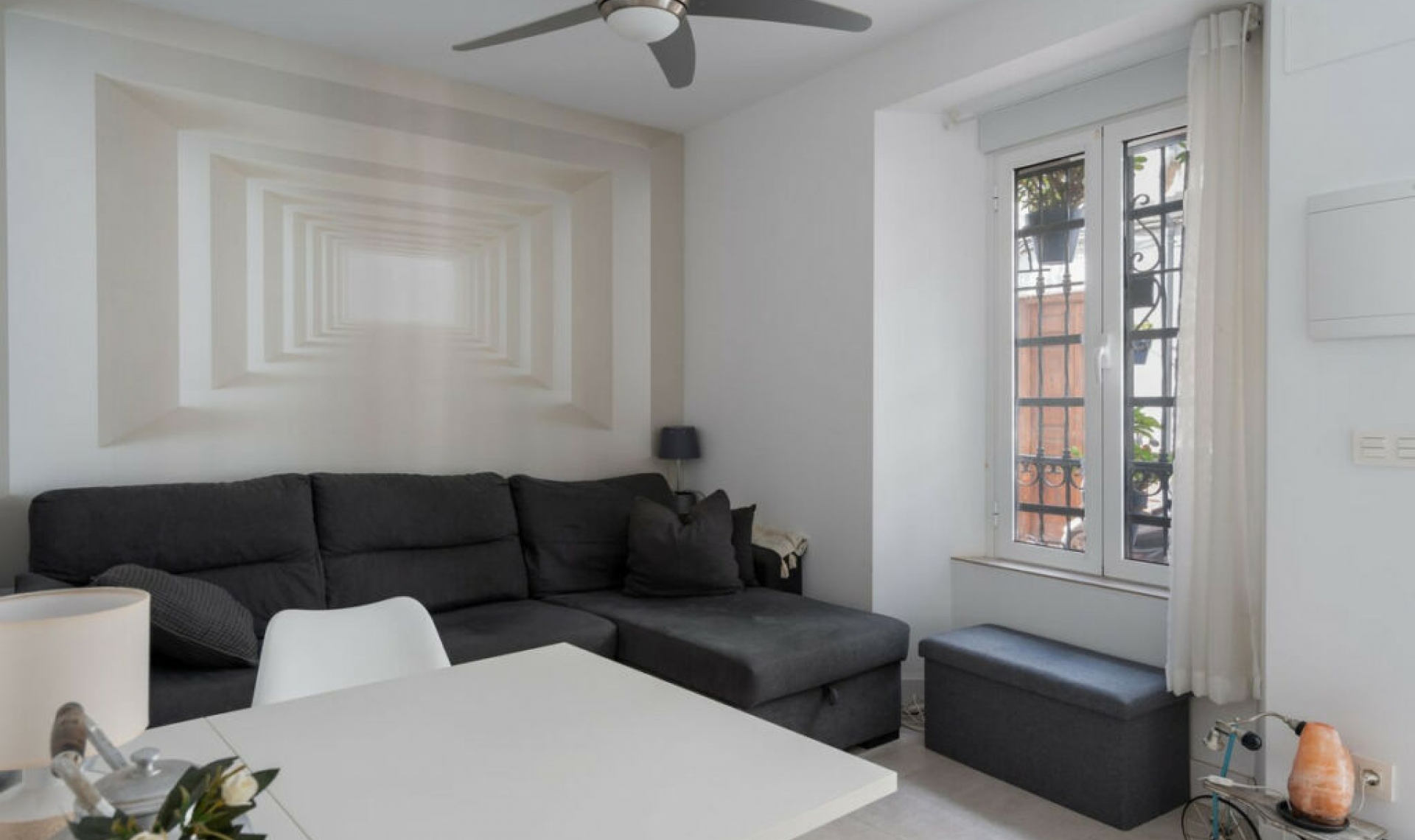 Resale - House -
Estepona